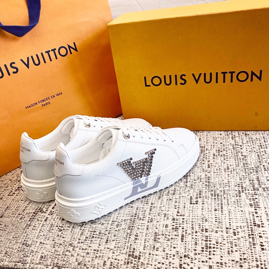 l0*is V*t0n sneakers(eu35-eu41)