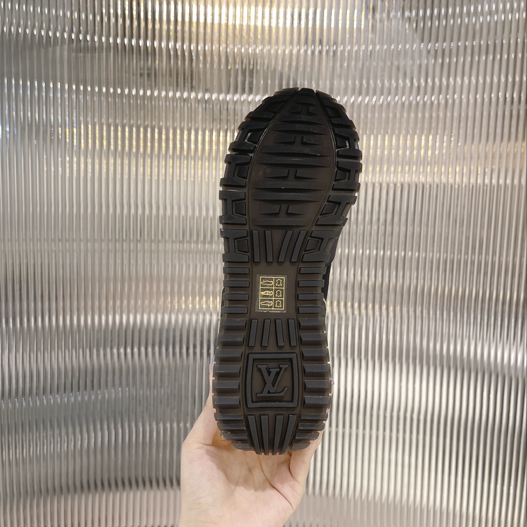 l0*is V*t0n sneakers(eu35-eu41)