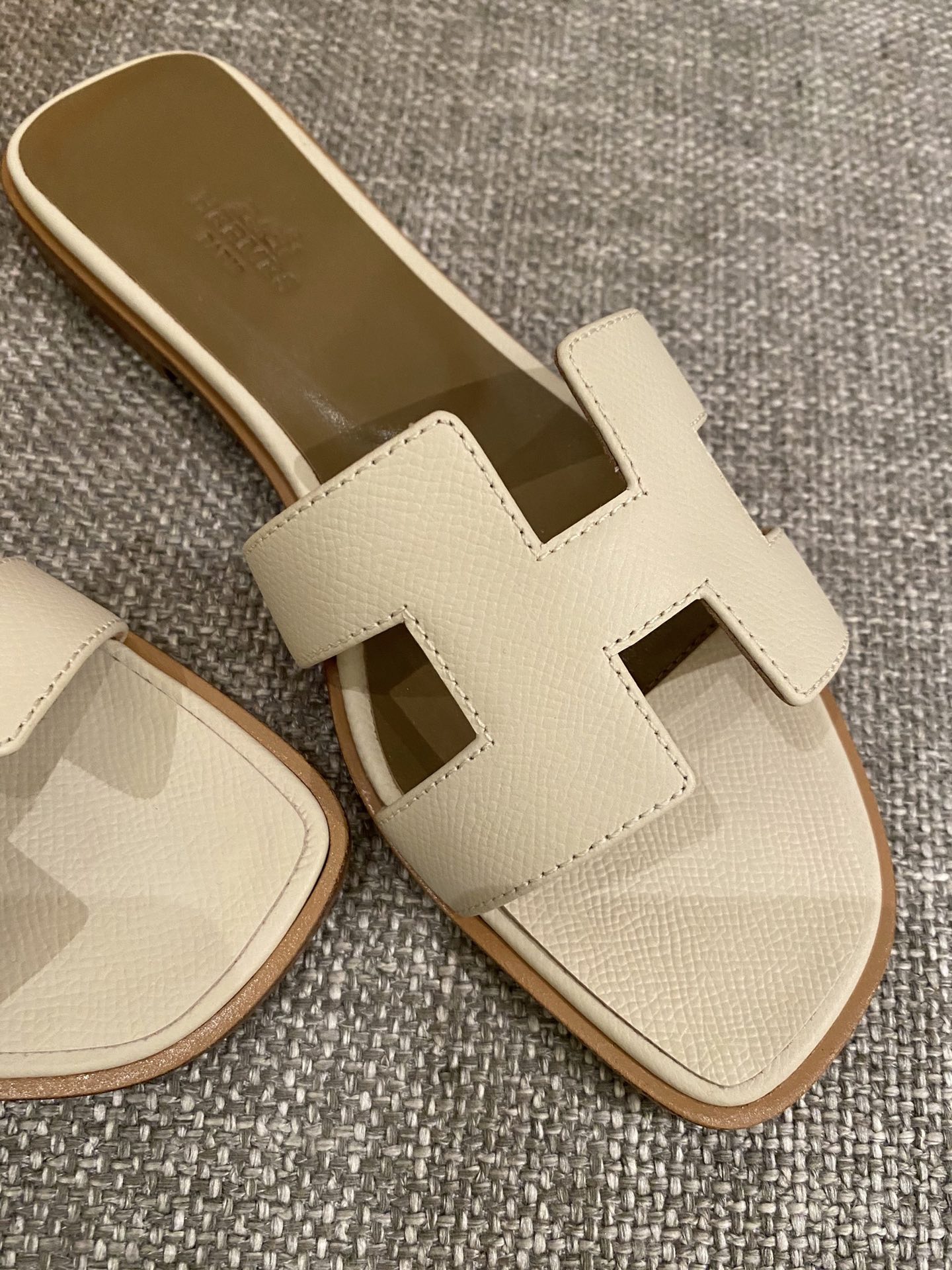 H**mes slippers in caviar leather