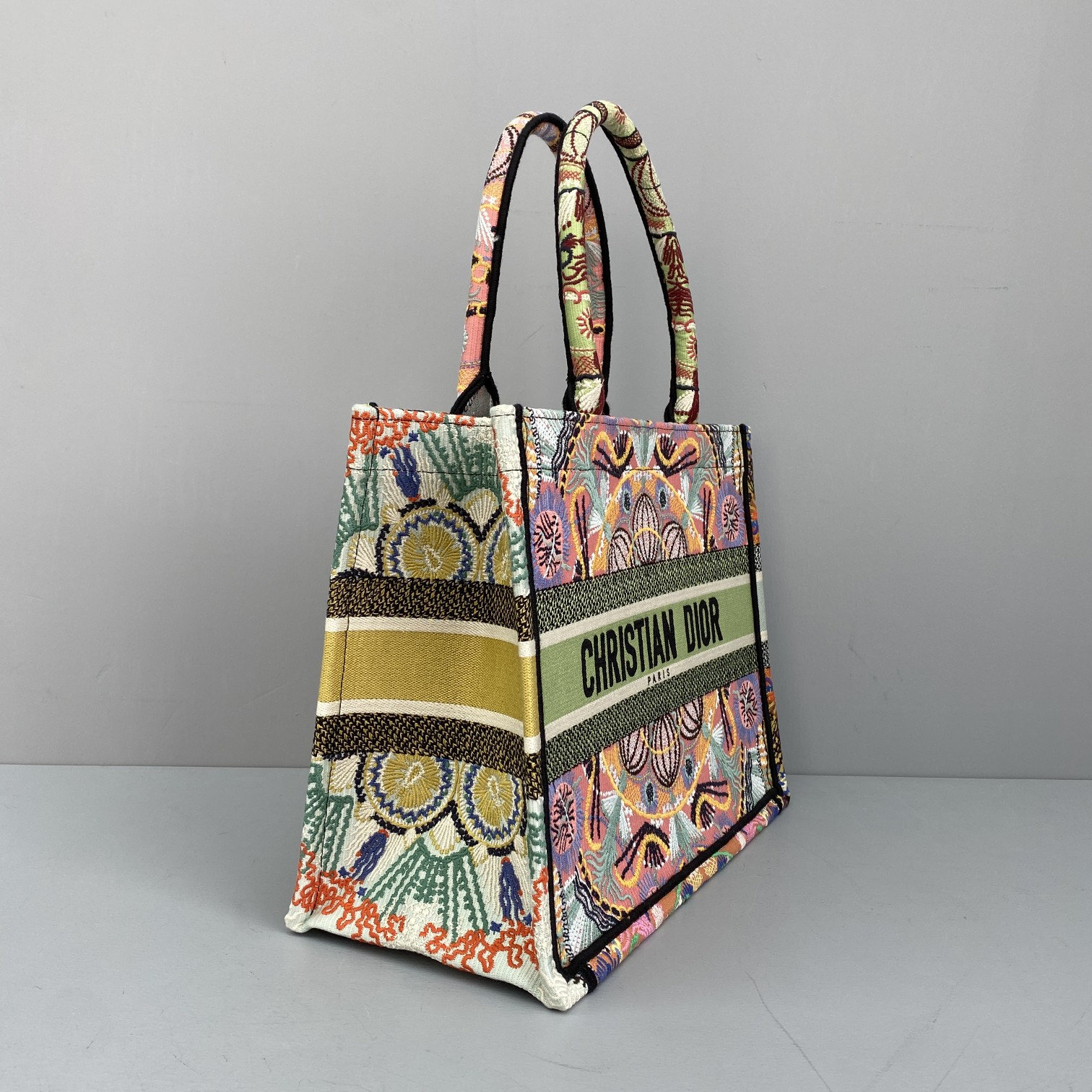 D*or small book tote-36.5cm