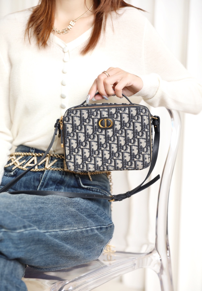 D*or camera bag-19.5*15*6cm