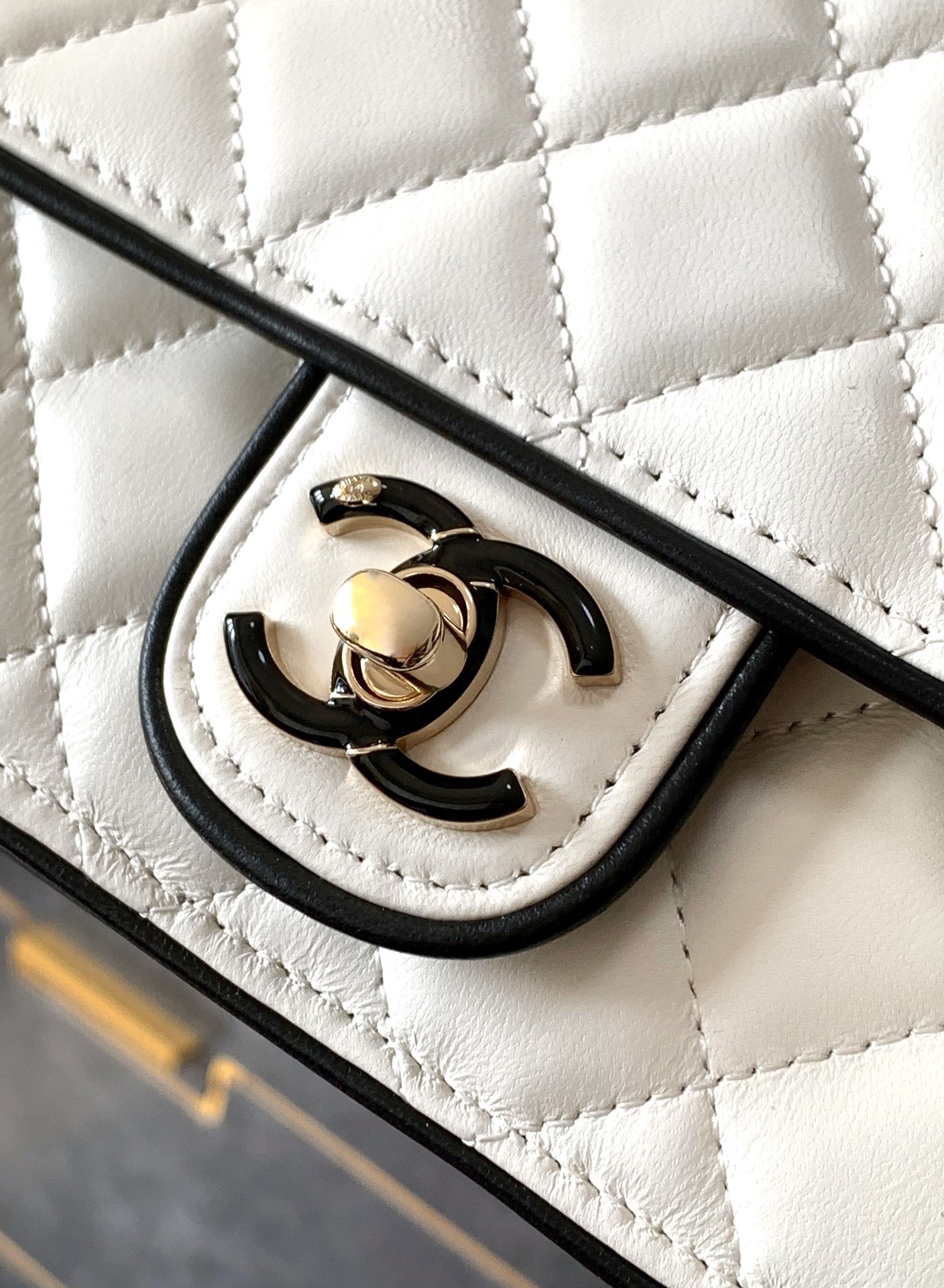 Ch@nel Flap Bag-12.3*19.2*3.5CM