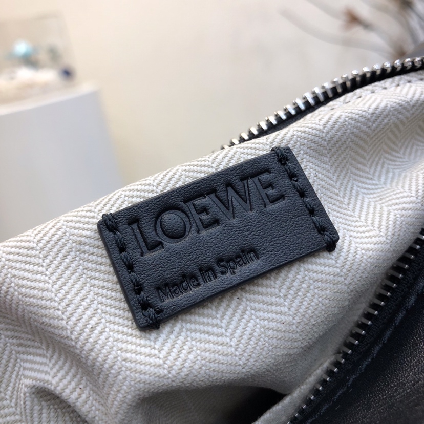 L0ew* puzzle small bag-24*10*14cm