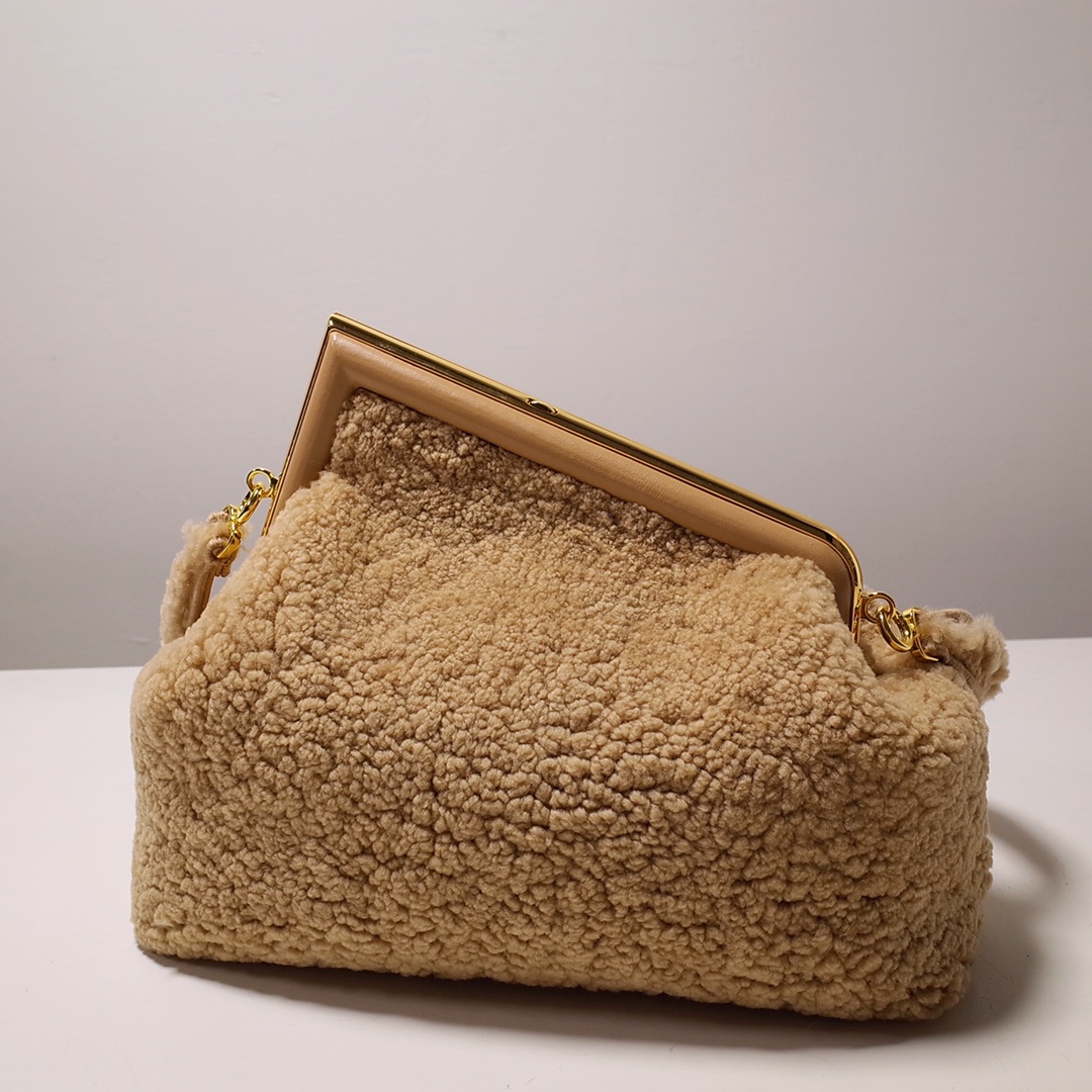 F**di first bag-32.5*15*23.5