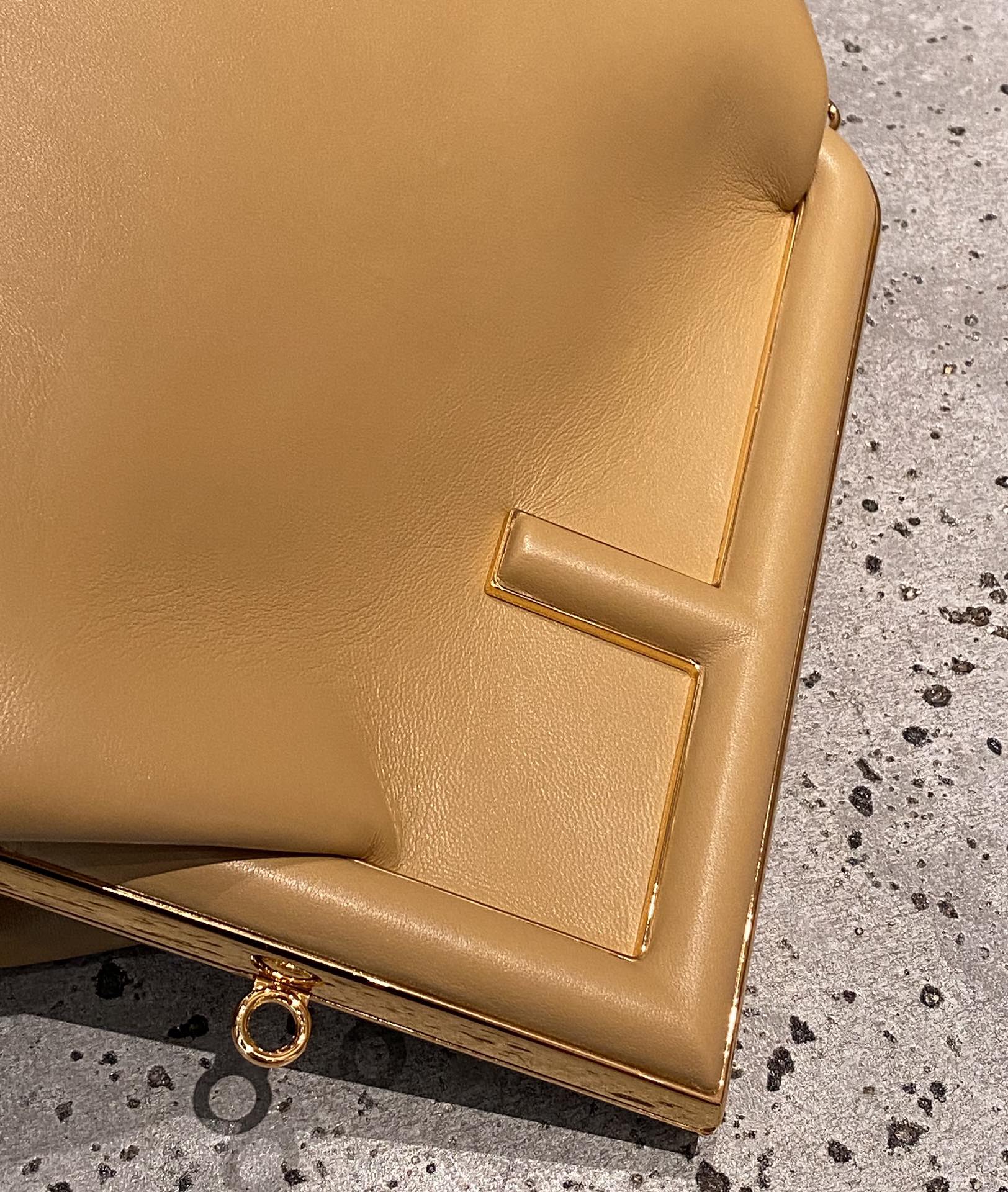 F**di first bag-26*18*9.5/32.5*23.5*15cm