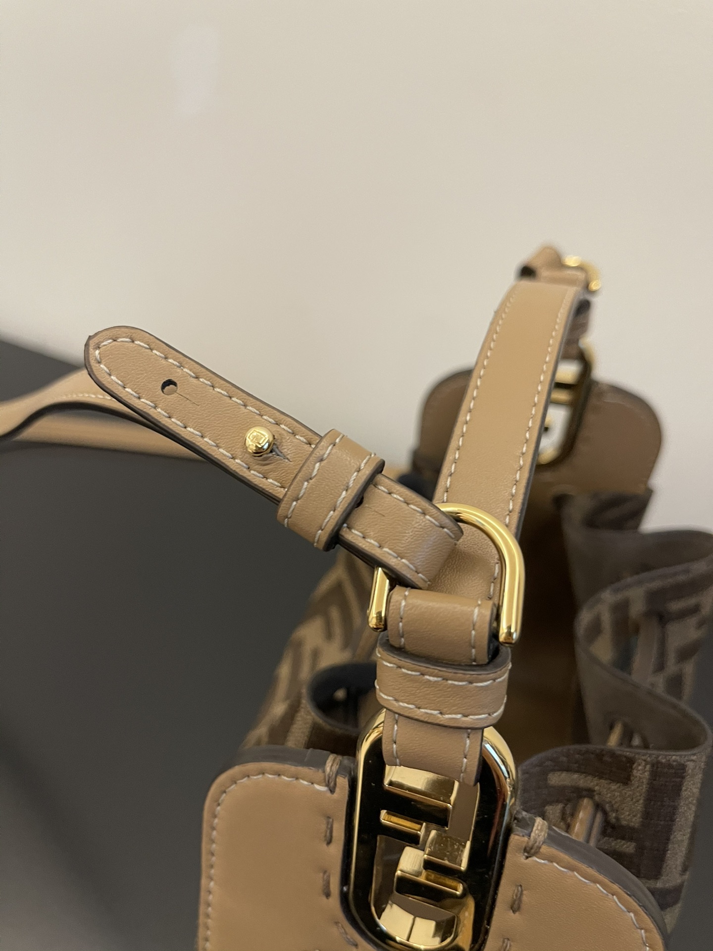 F**di pomodorino-21.5x14x17cm