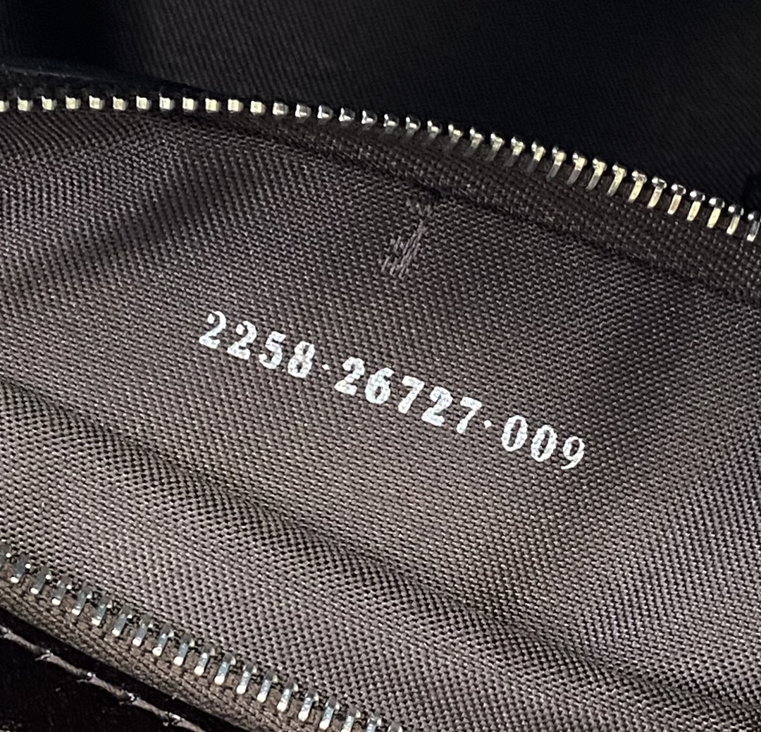 F**di vintage handbags-34×13×27cm