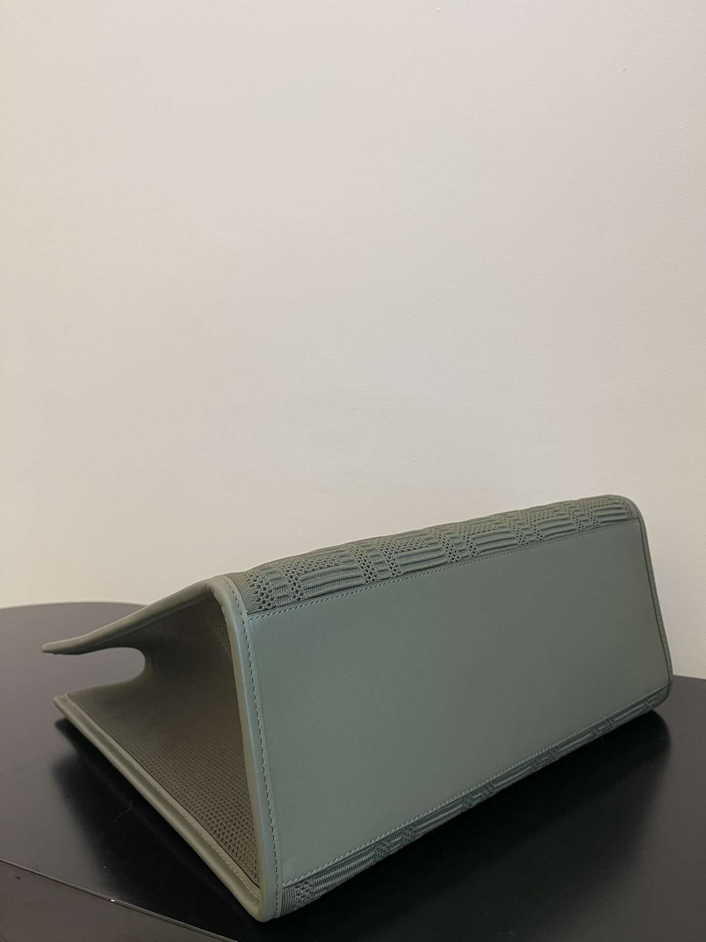 F**di tote-36*17*31cm