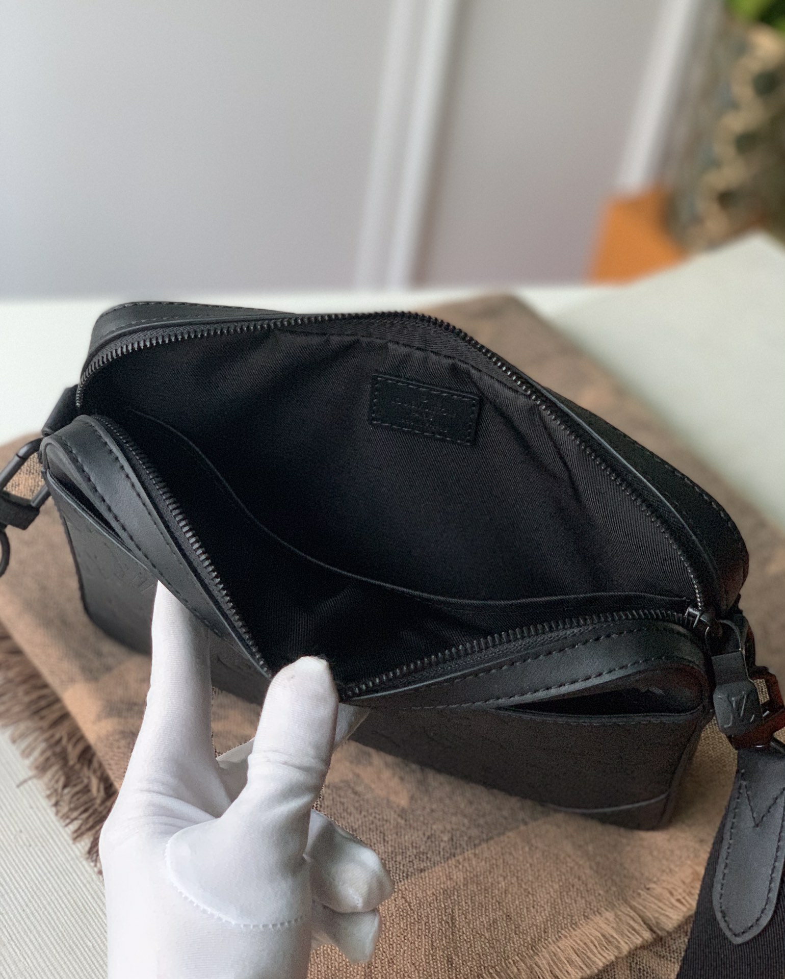 l0*is V*t0n duo messenger-m69827-27*4.5*18.5cm