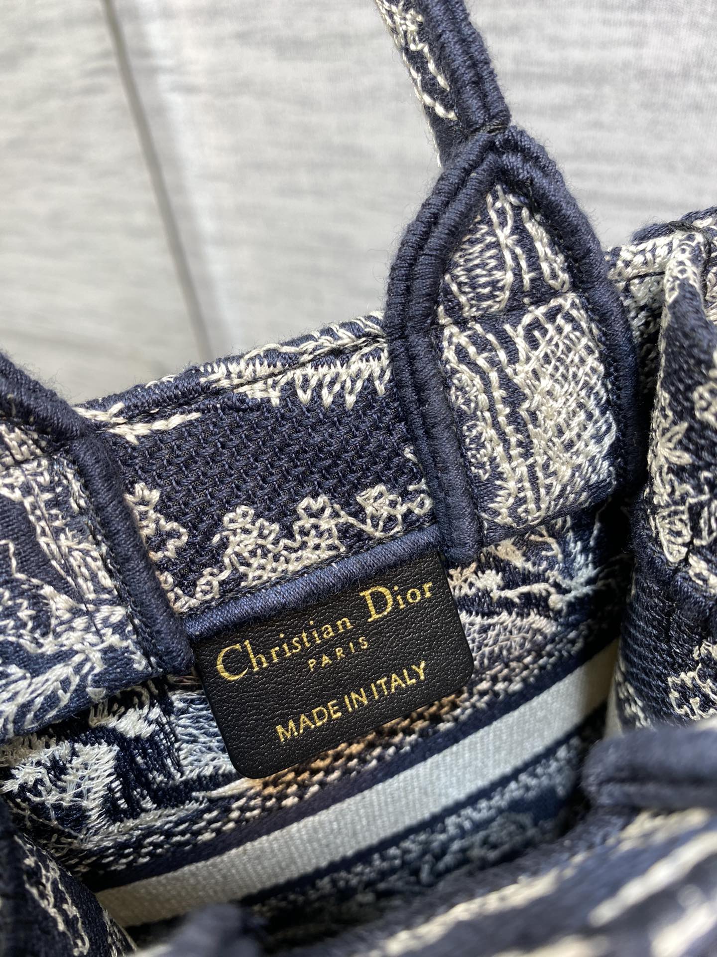 D*or mini book tote-13.5*5*18cm