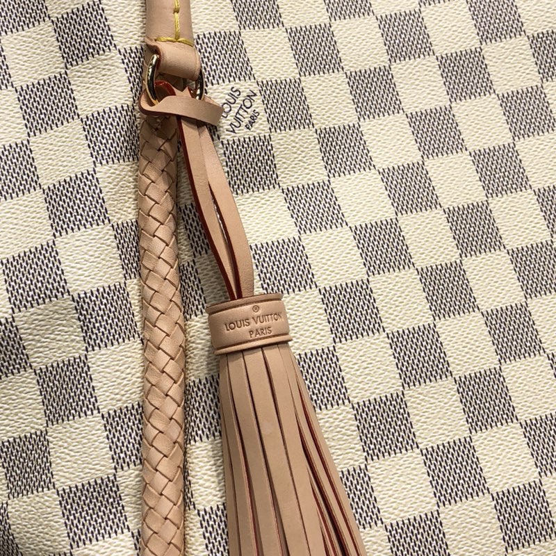 l0*is V*t0n propriaon handbags-28*18*27cm