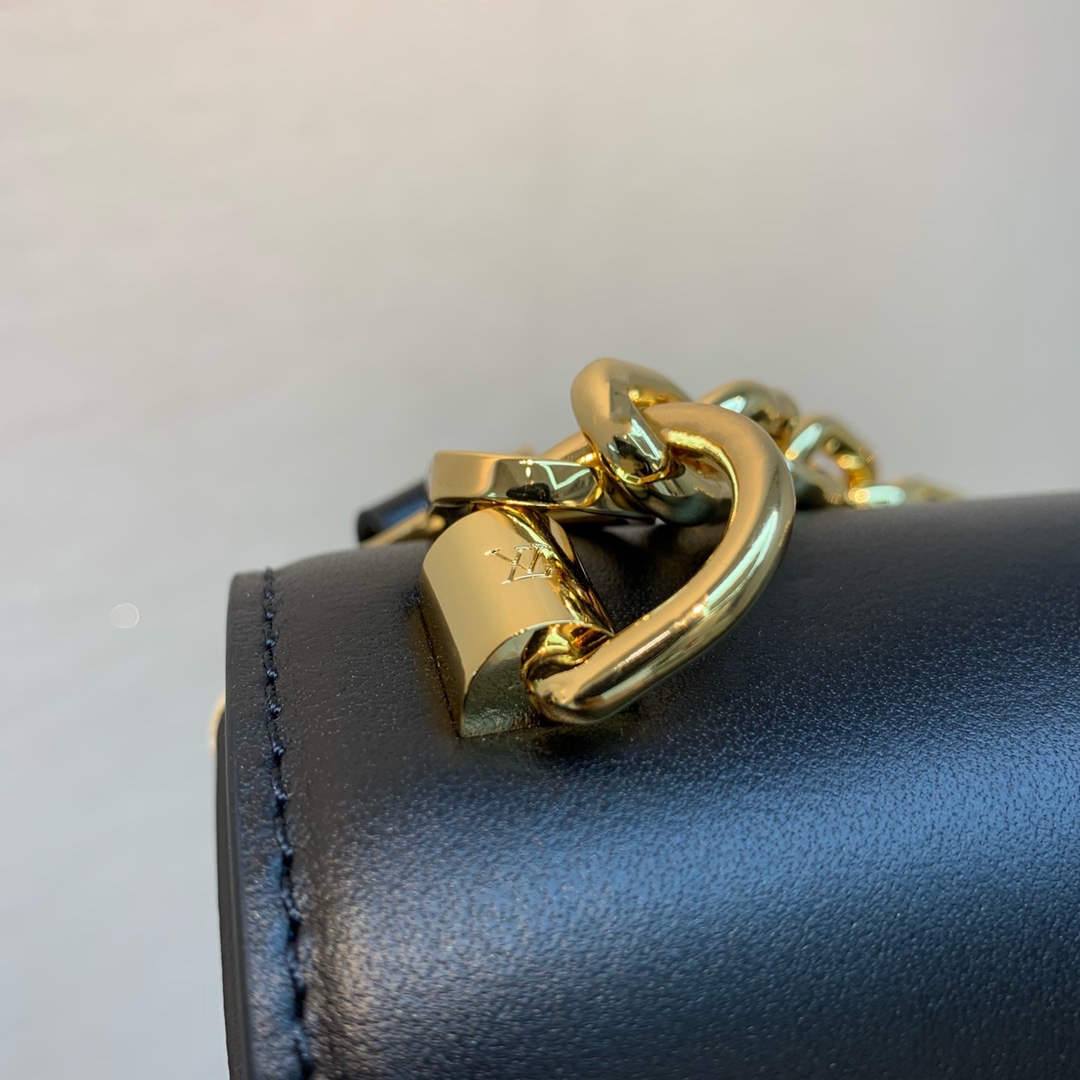 l0*is V*t0n twist mm-23*18*8cm