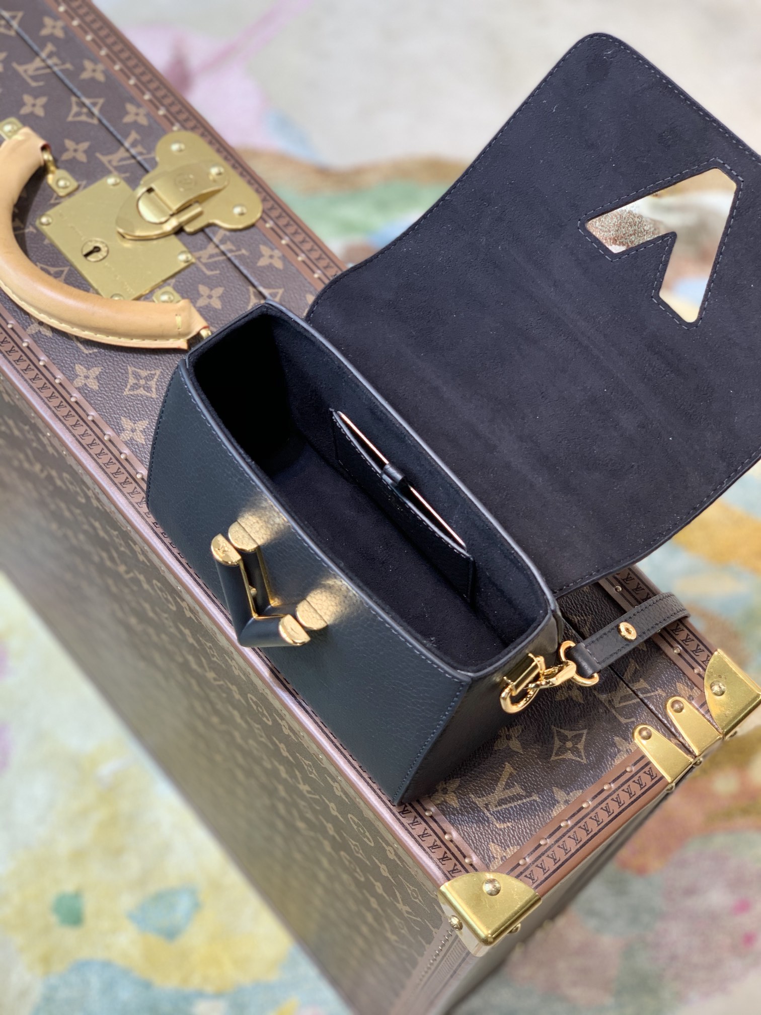 l0*is V*t0n twist -18*13*9cm