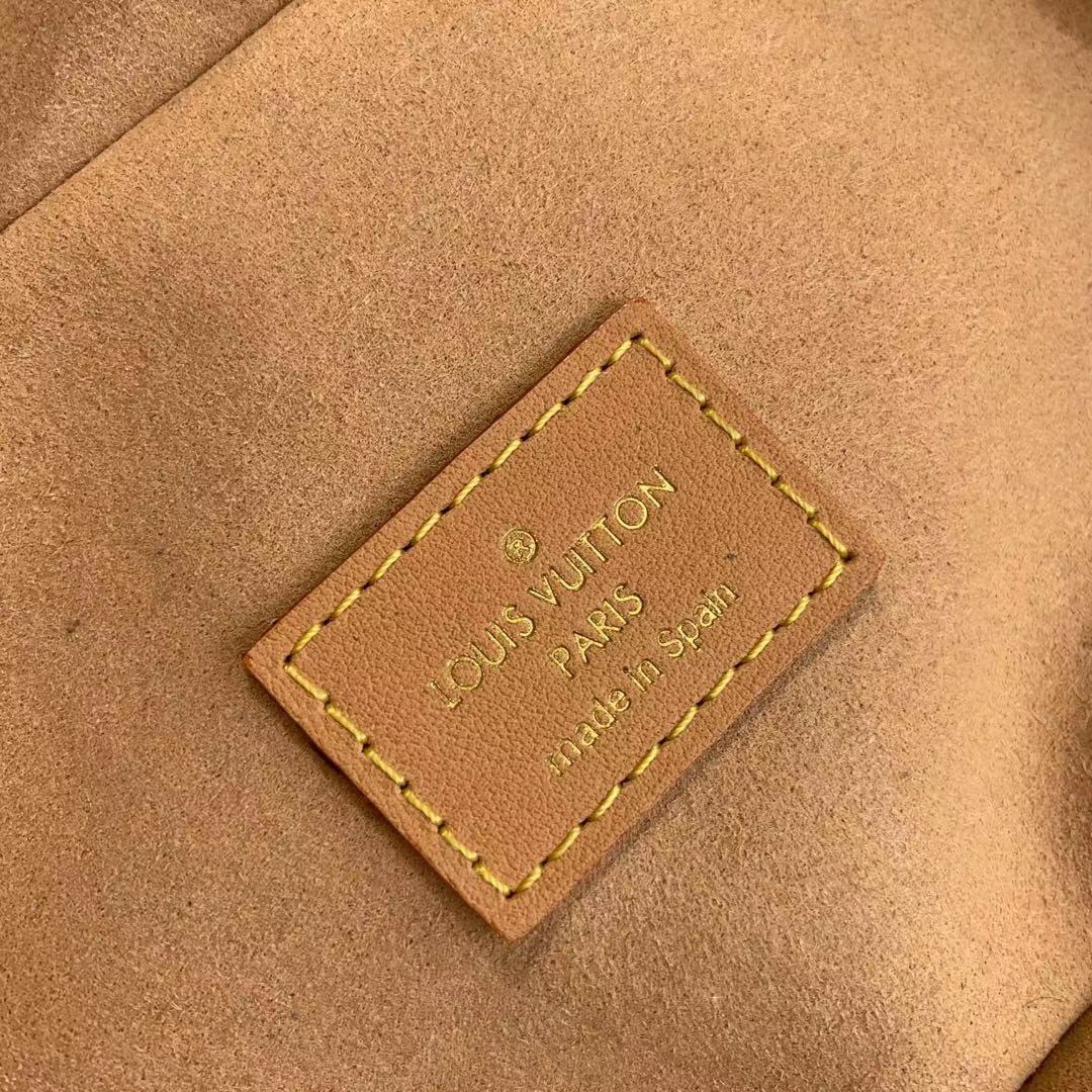 l0*is V*t0n since 1854 vanity-14*19*10cm