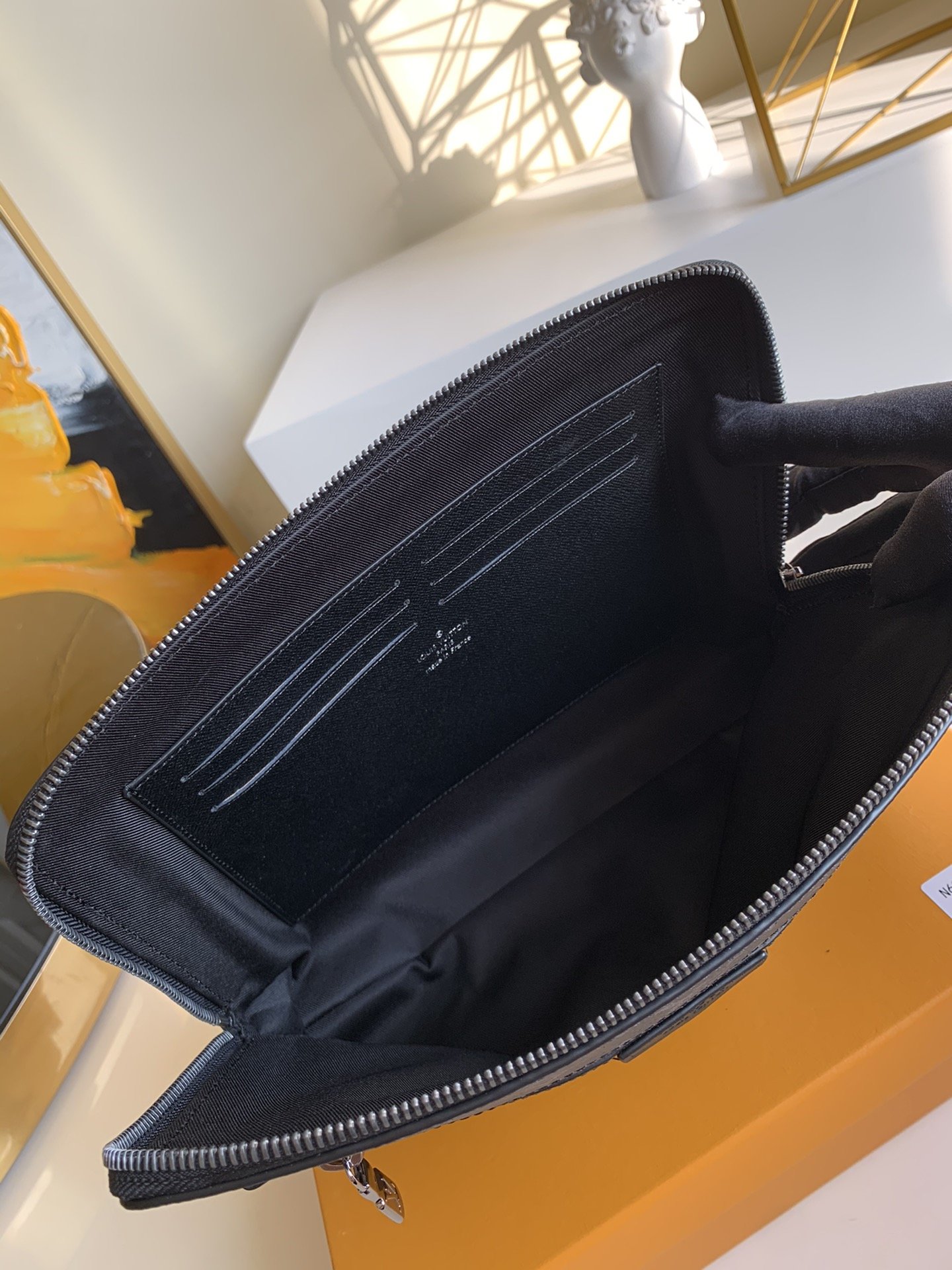 l0*is V*t0n new pouch-21*27*5cm