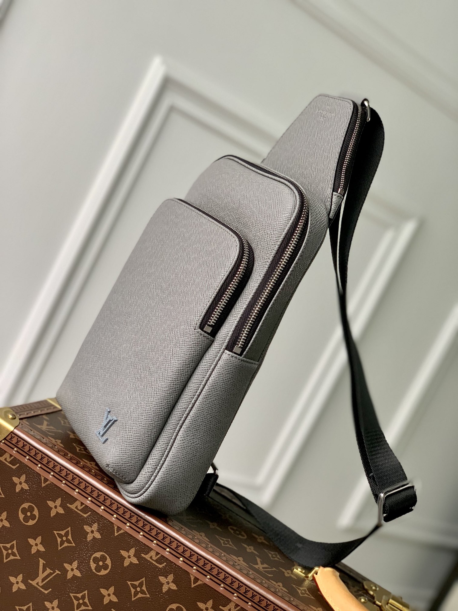 l0*is V*t0n damier graphite avenue bag-20 *31 x*10cm