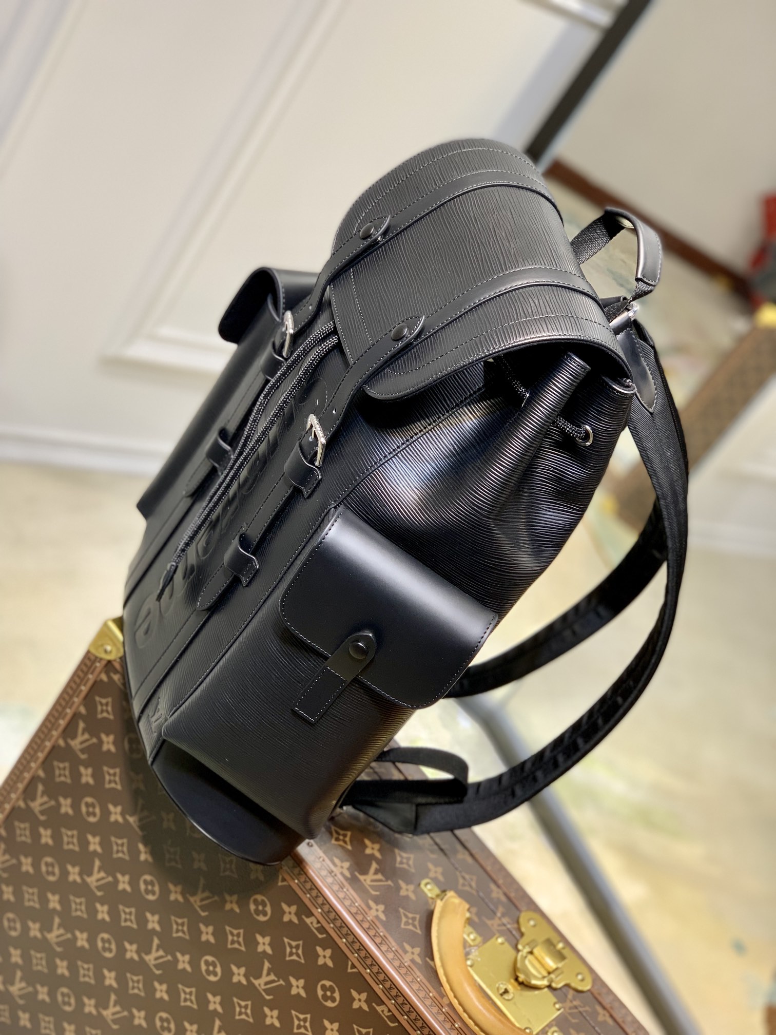 l0*is v*t0n S*p*ebackpack-m41379-34*13*47cm