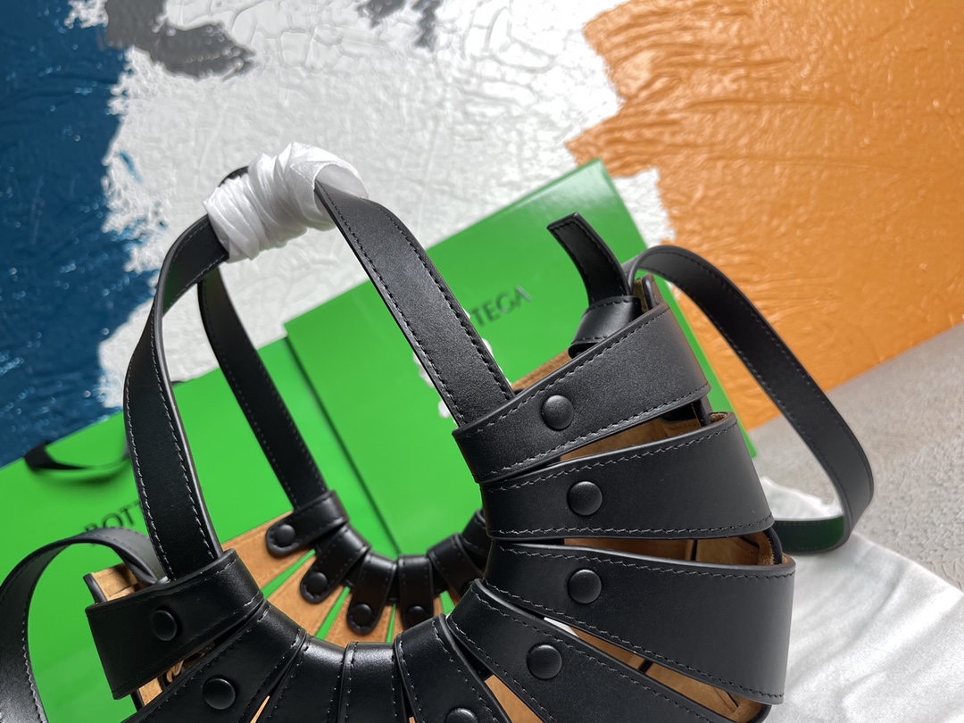 bo*te*ga Ve*ne*tatote-25*15*10cm