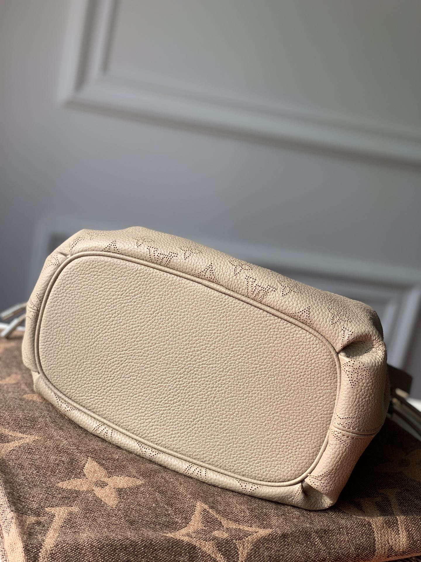 l0*is V*t0n muria tote bag-25*25*20cm