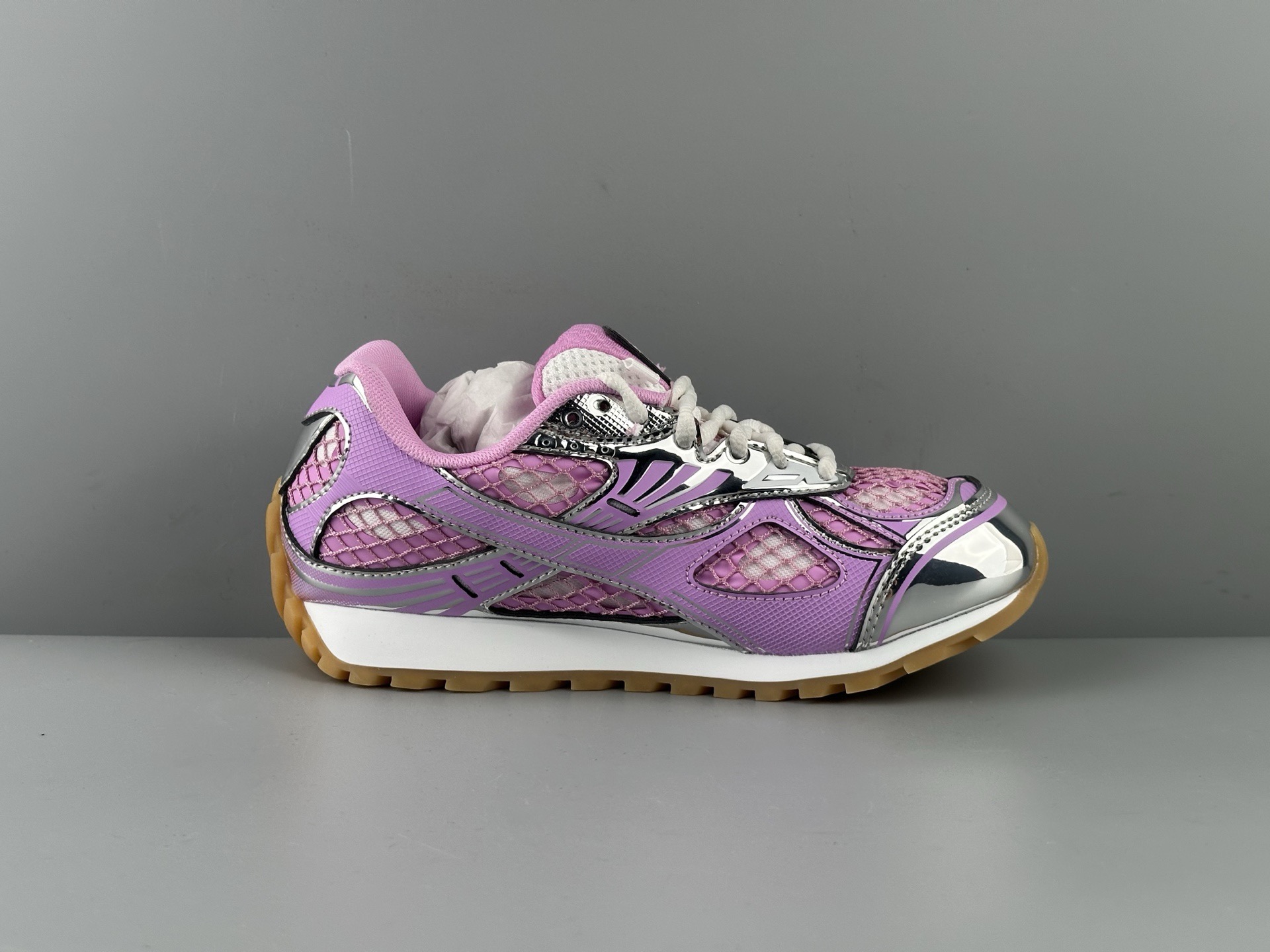 b0tt*ga Ven*ta orbit sneaker