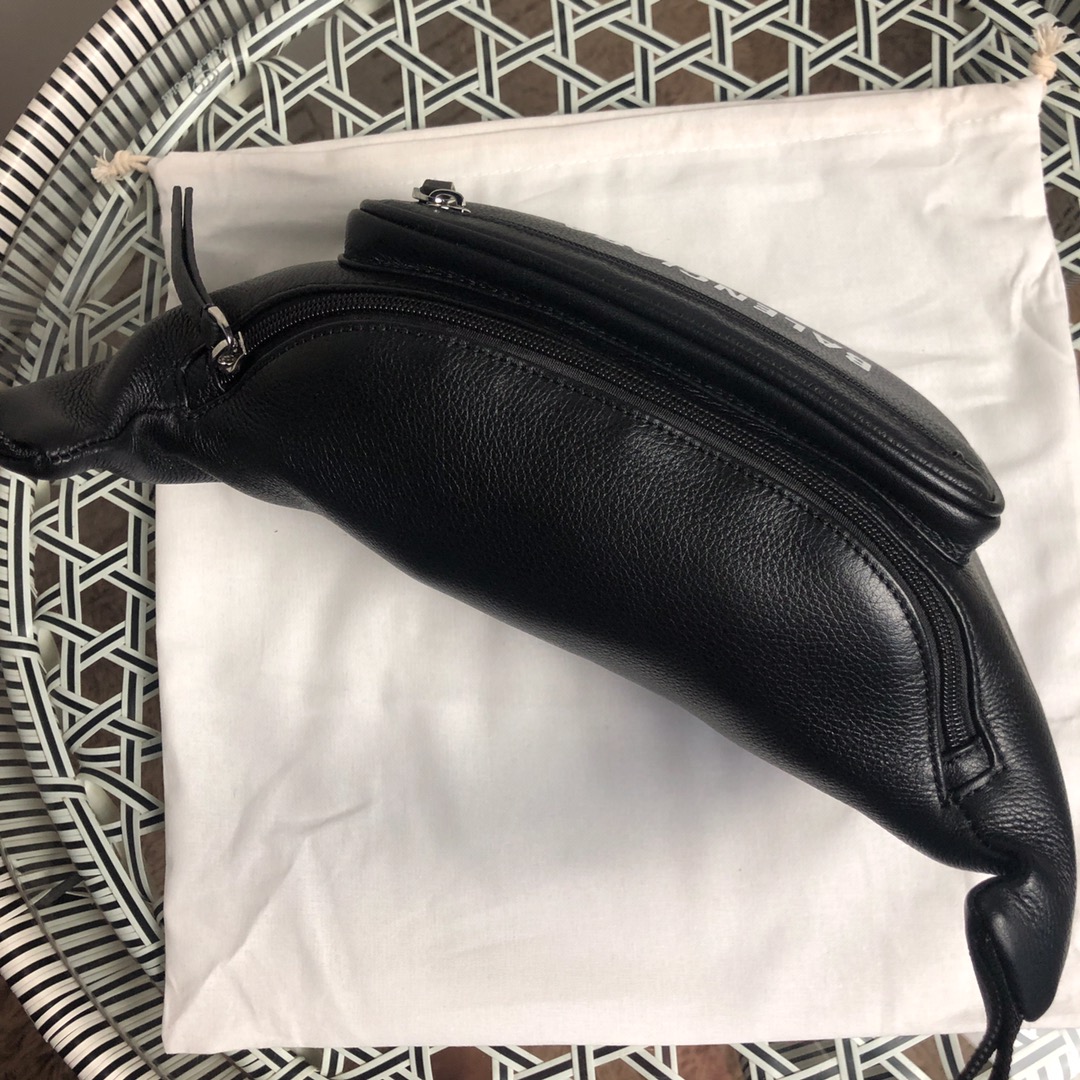 Ba*len*cia*ga crossbody bag-25x17x5cm