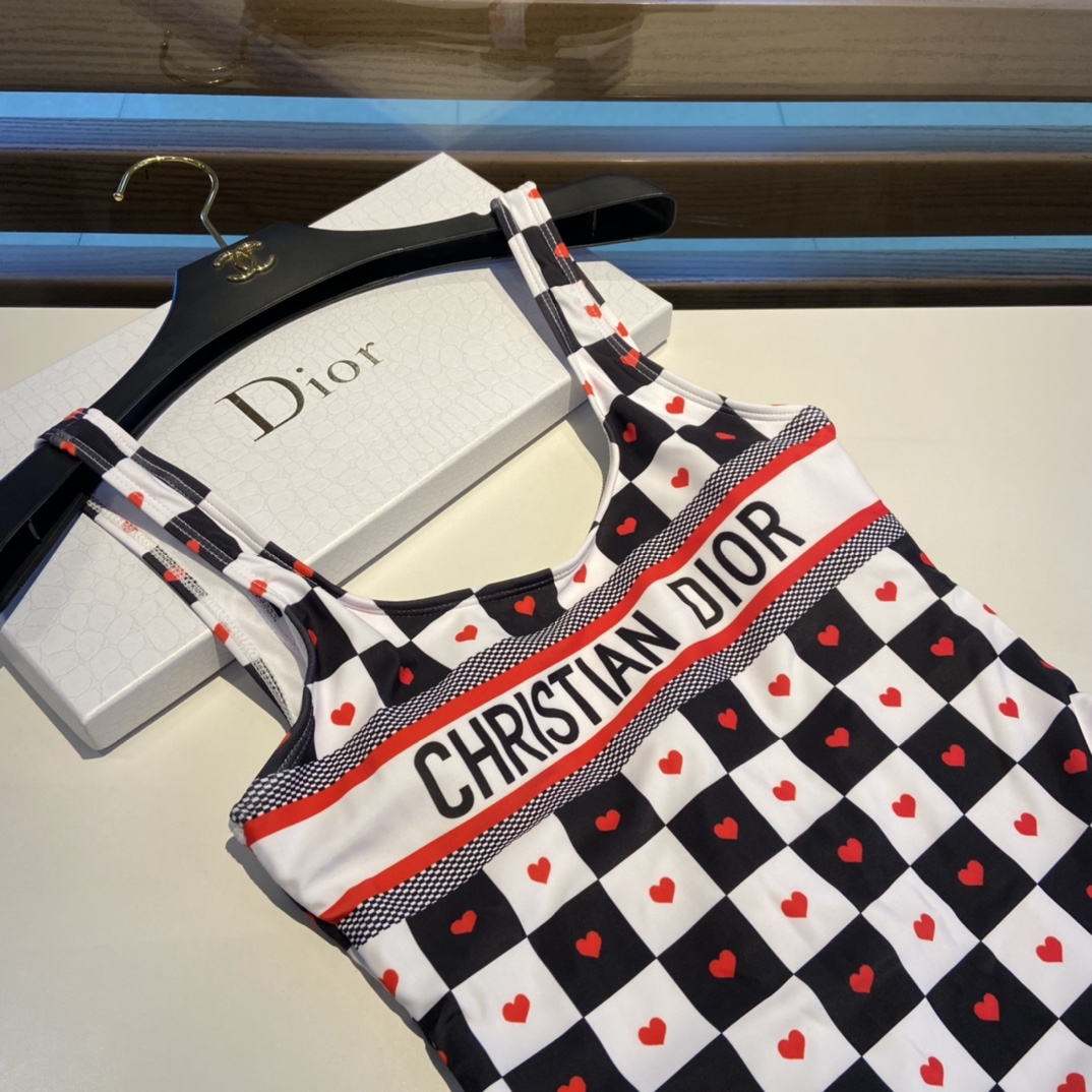 D*or swimsuit