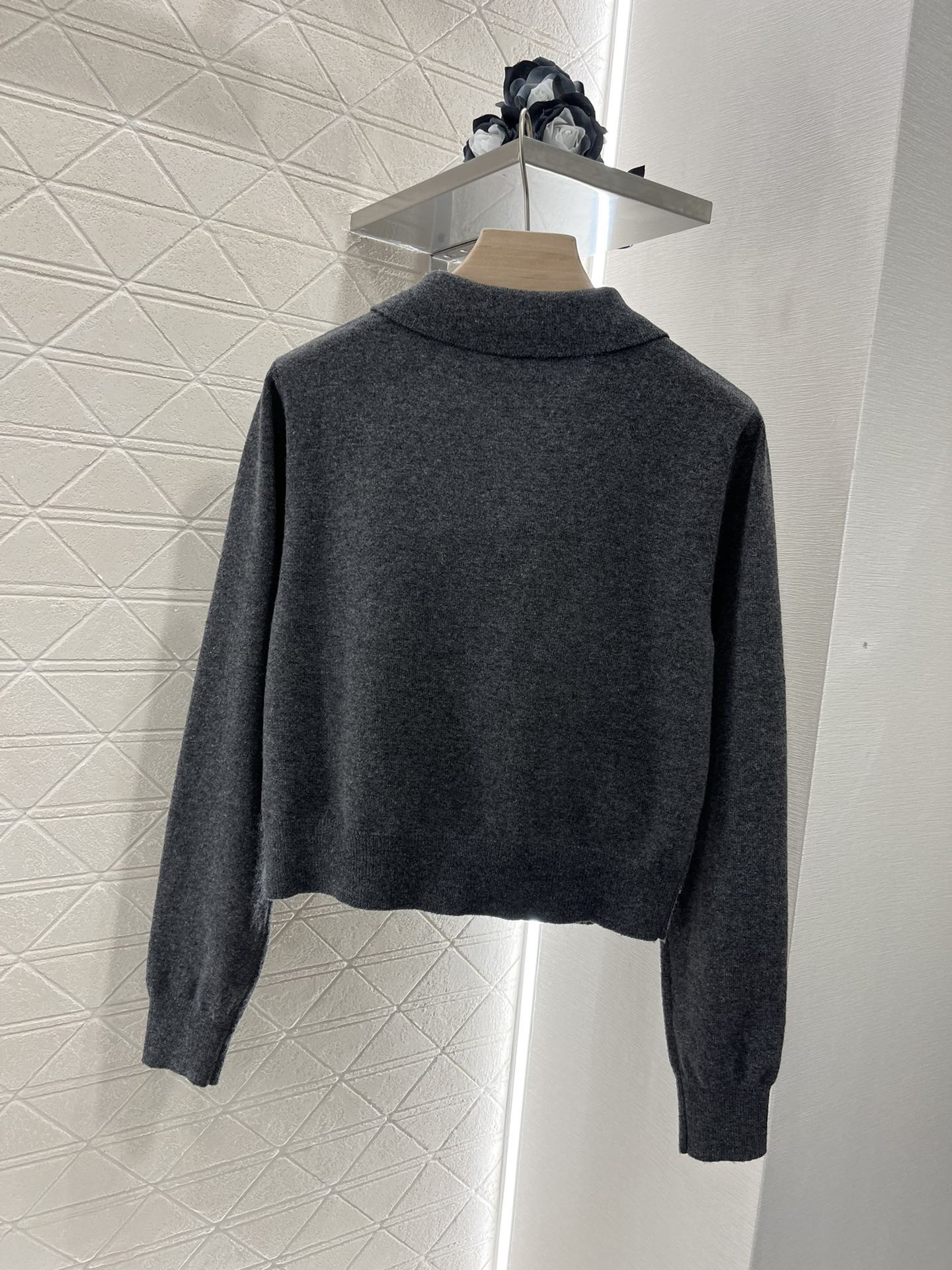 A1exa*der wang stacked-logo cardigan