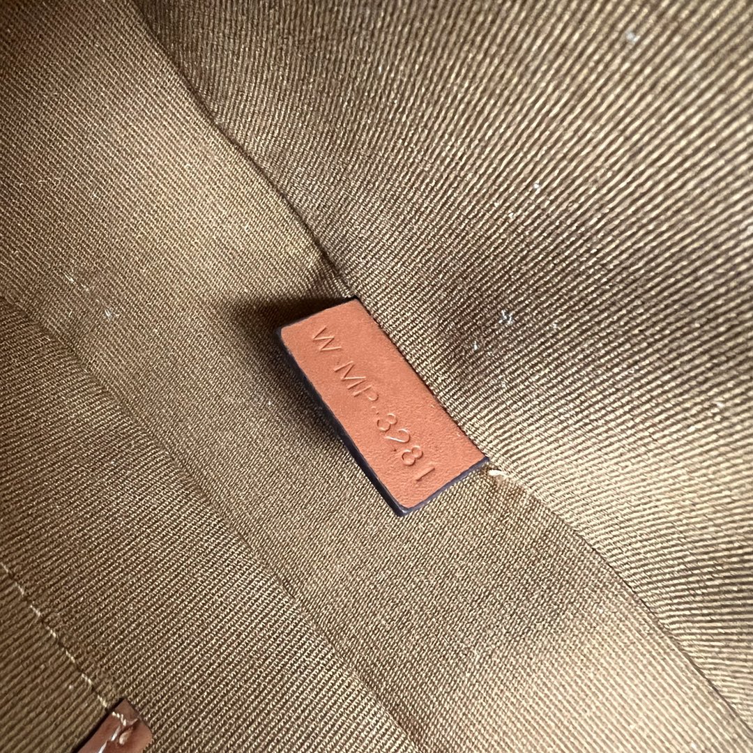 Ce**e ava handbags-25*12*9cm