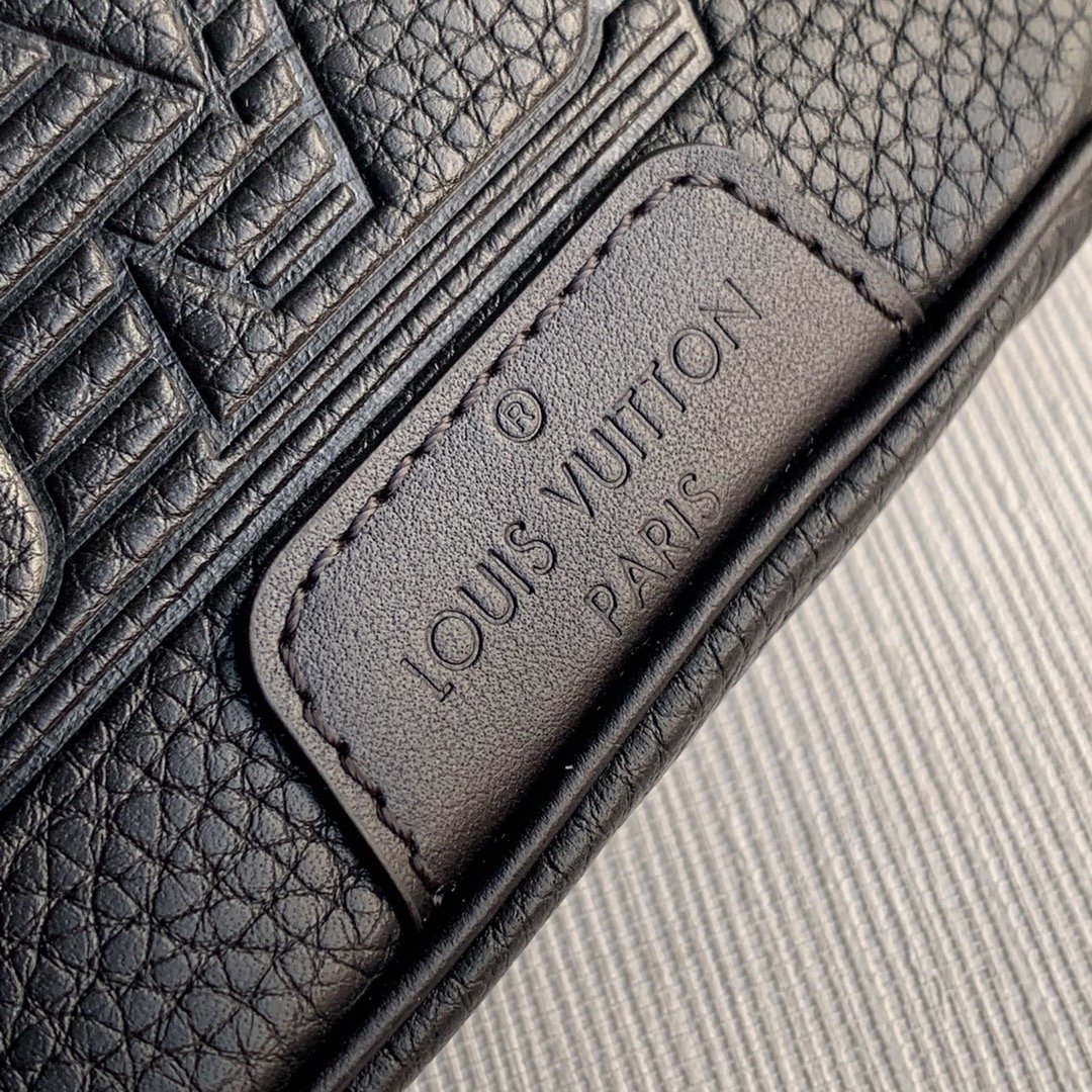 l0*is V*t0n discovery bumbag-47*20*9cm