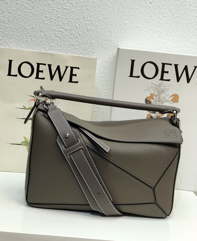 L0ew* puzzle medium bag-29*18*12cm