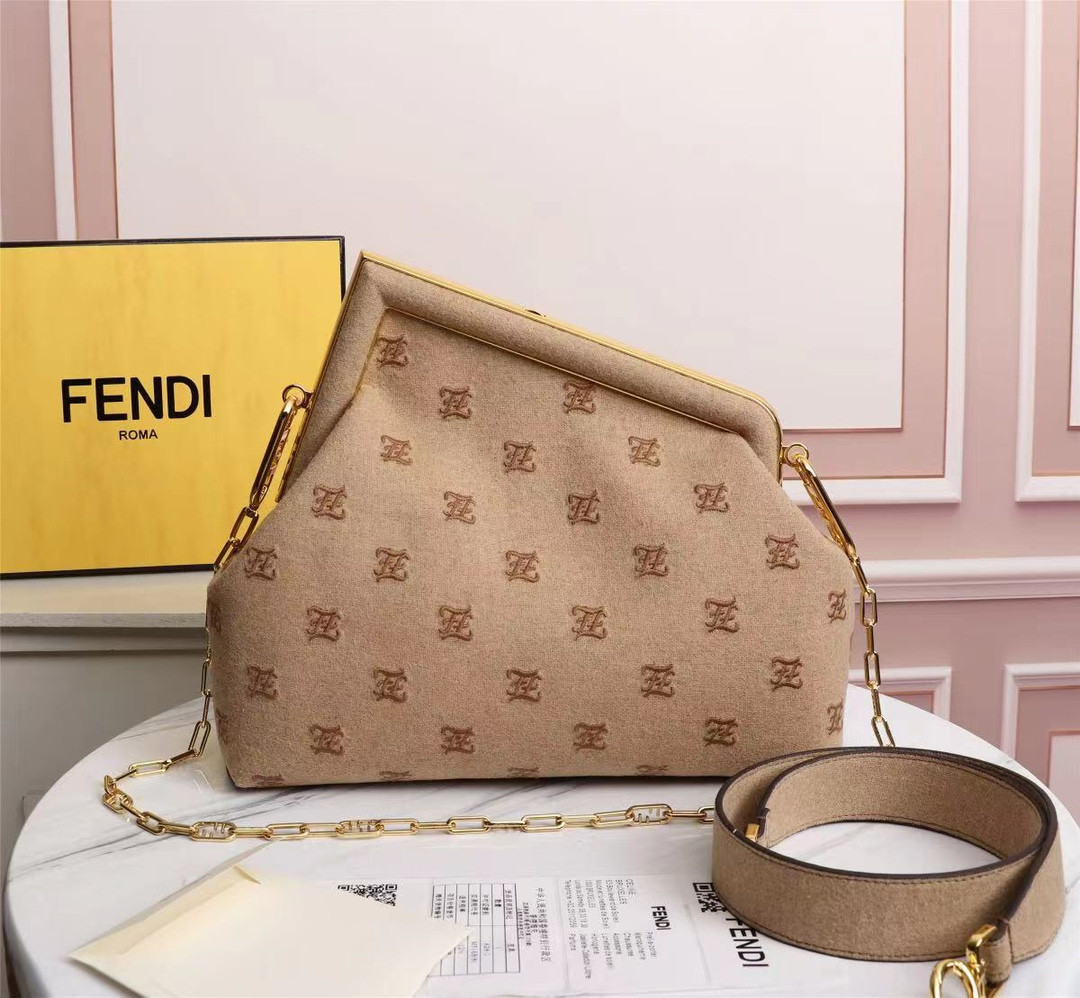 F**di first bag-32.5*15*23.5cm