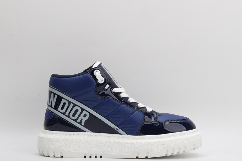 D*or high-top sneakers