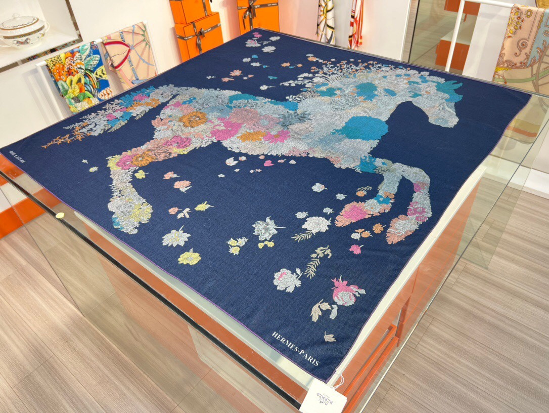 H**mes shawls-140*140cm