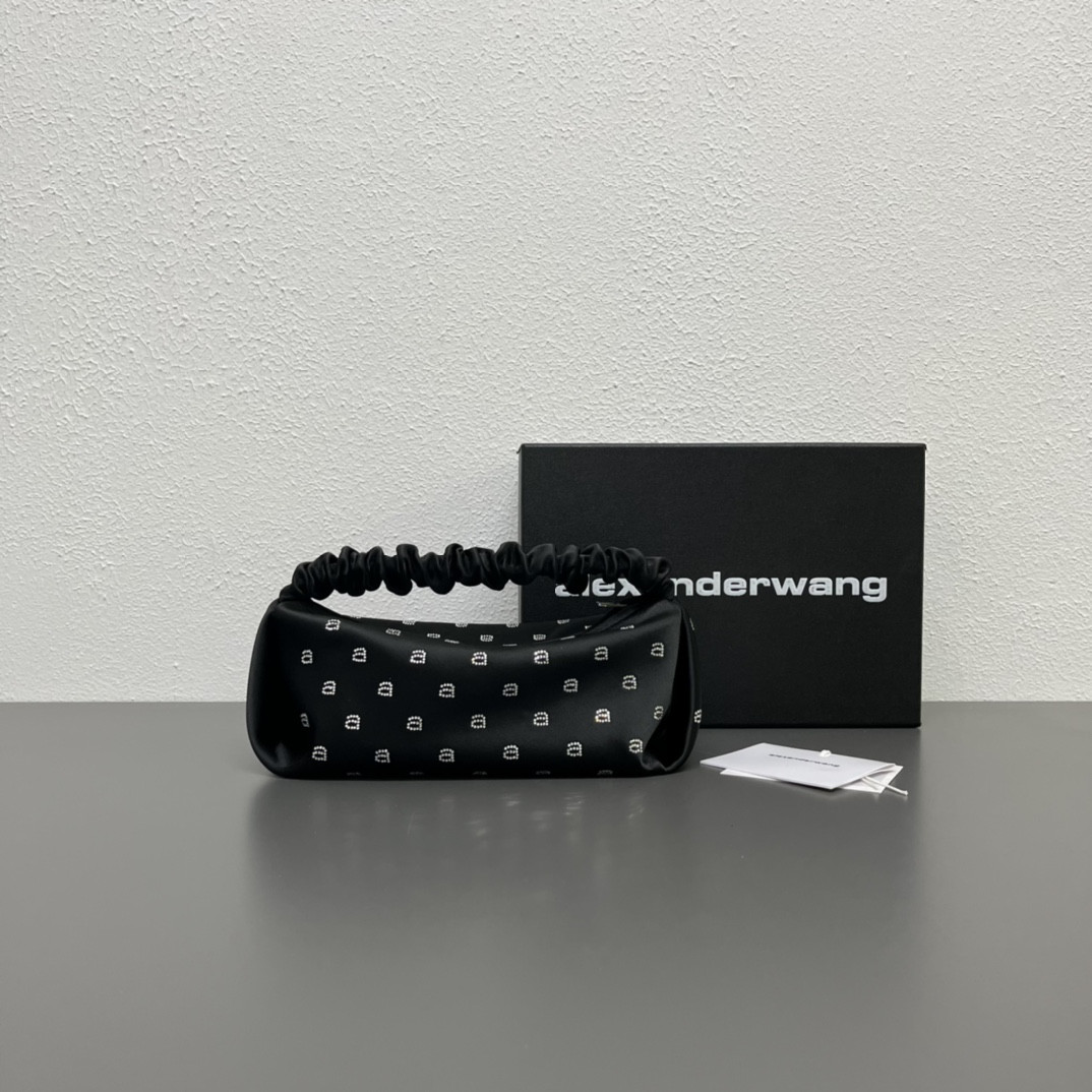 bo*te*ga Ve*ne*ta cassette bag-21cm