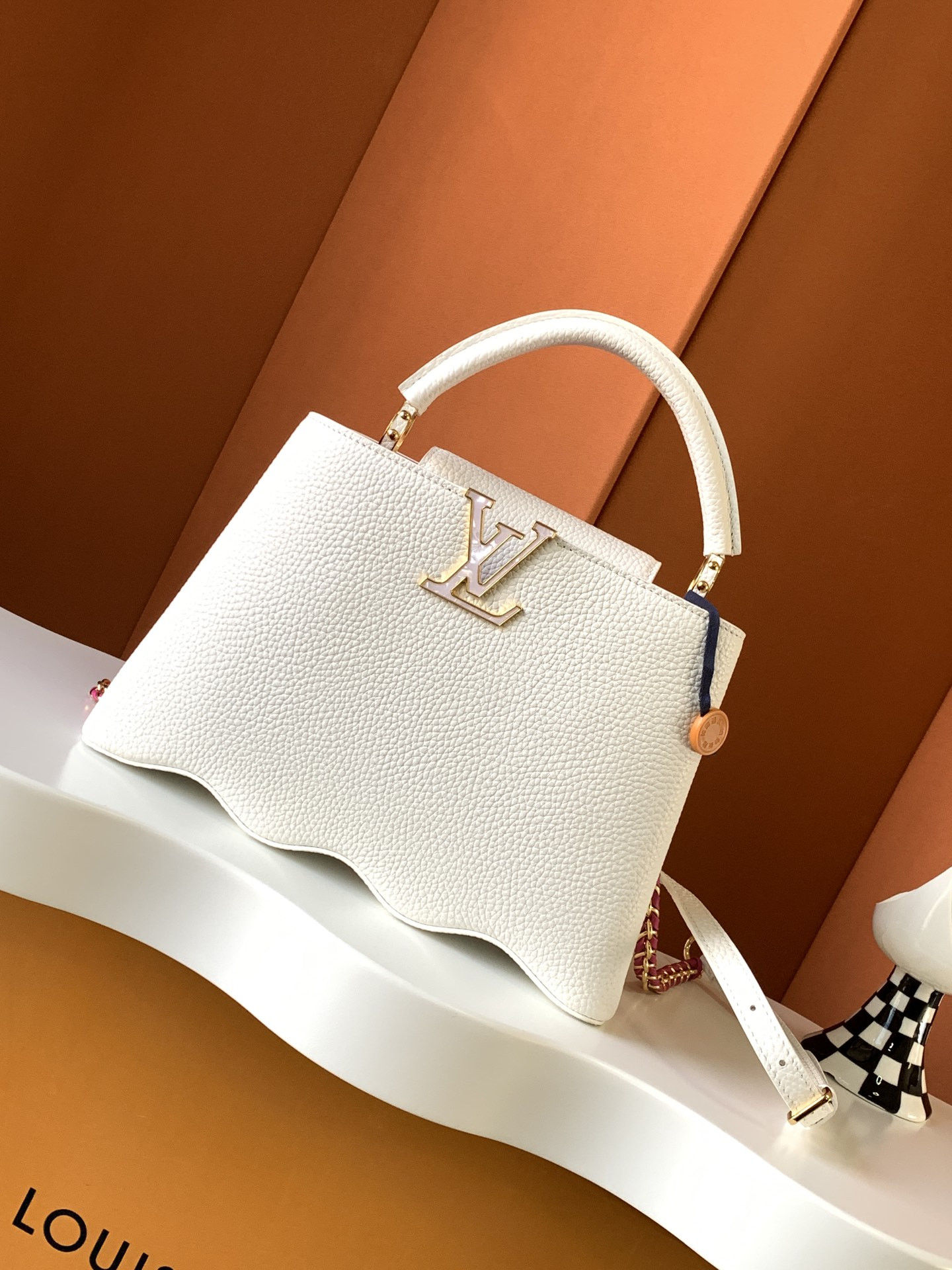 l0*is V*t0n capucines bb-27*18*9cm