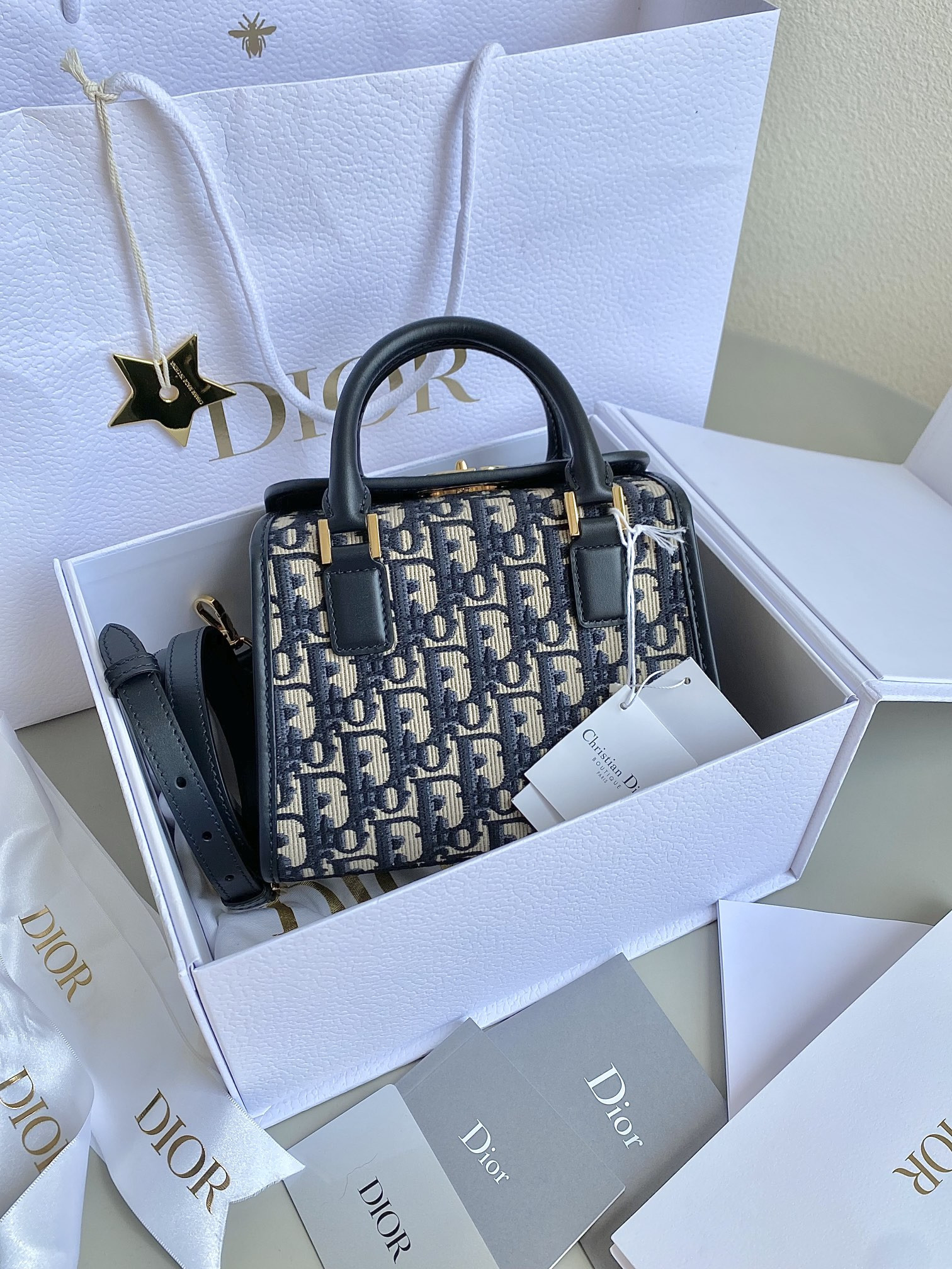 D*or boston tote-20×12.5×16.2cm