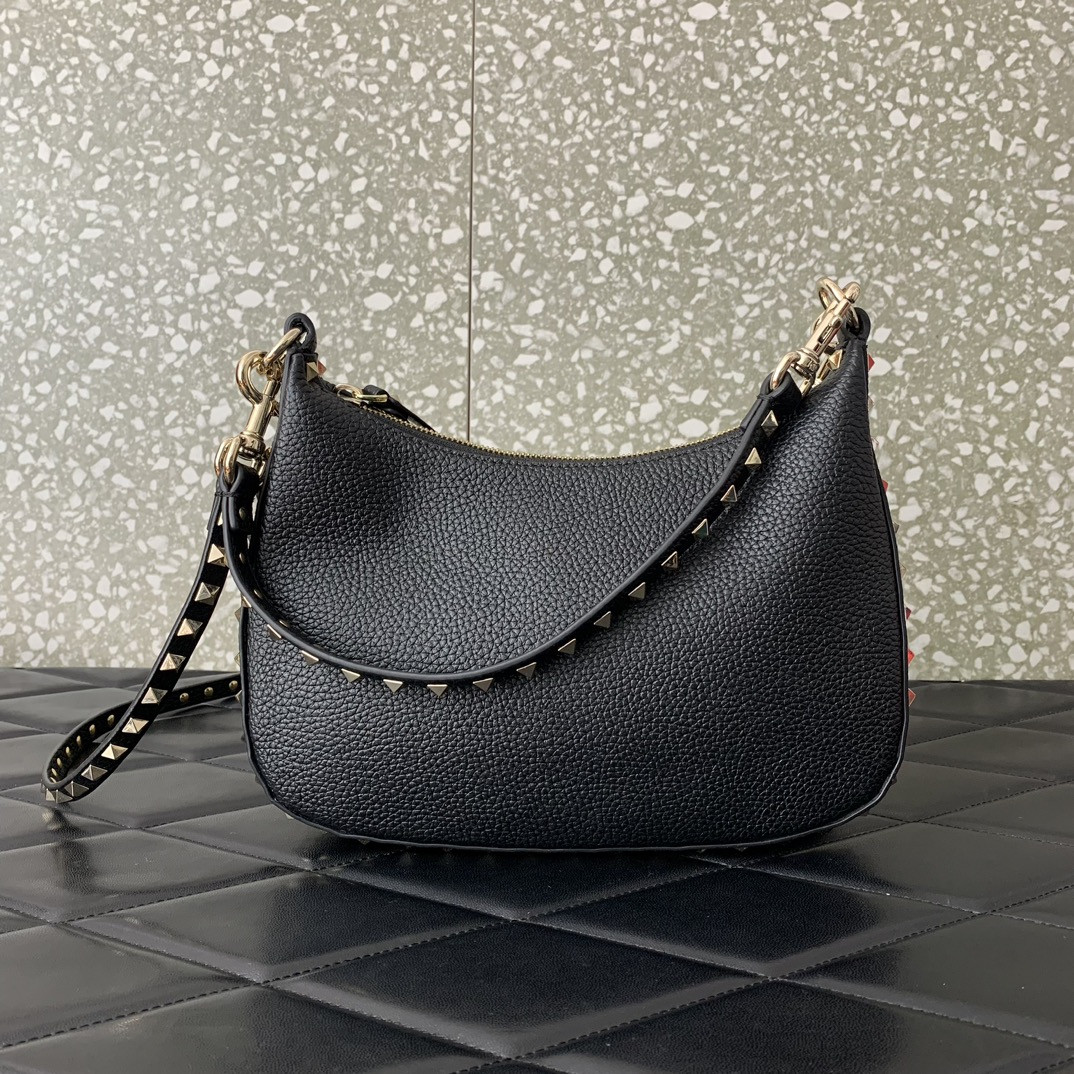 Va1e*ntin0 garavani rockstud hobo bag-6✖️4✖️16cm