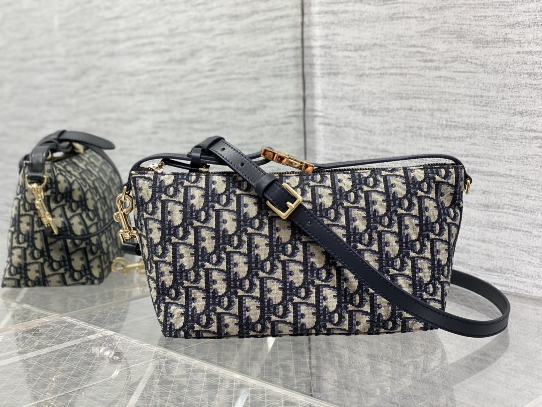 D*or vintage bag-22*13*9.5cm