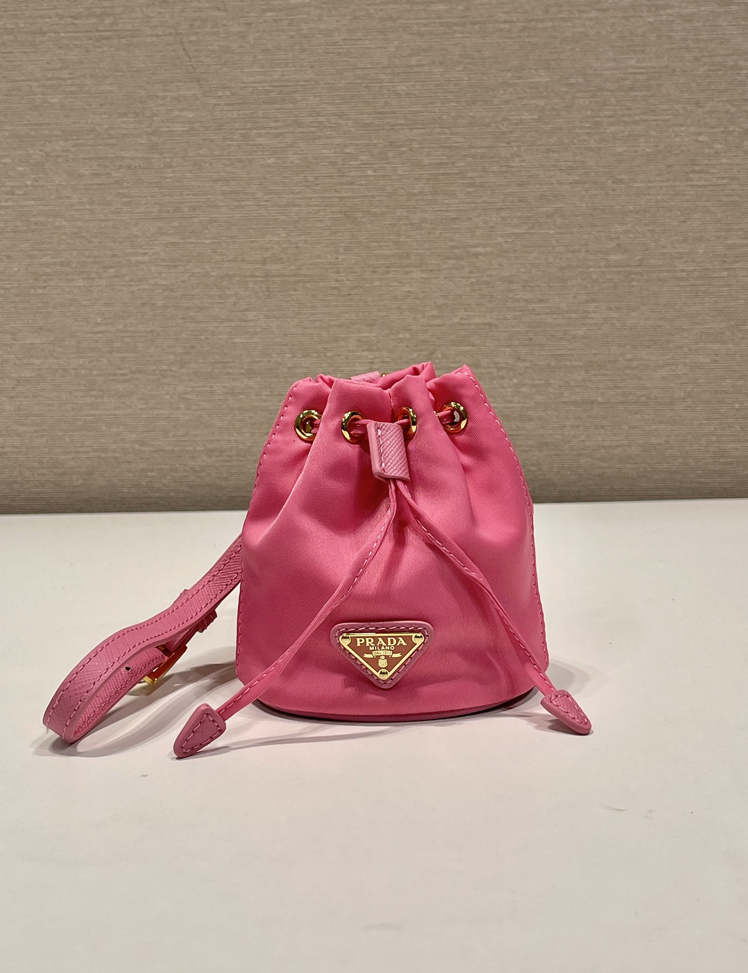 Pra*a 1tt202 re-nylon mini bag-8.5*10.5cm