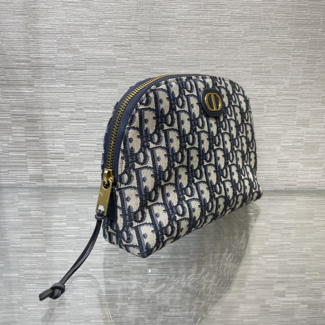 D*or 30 montaigne-5.5 x 24 x 7 cm