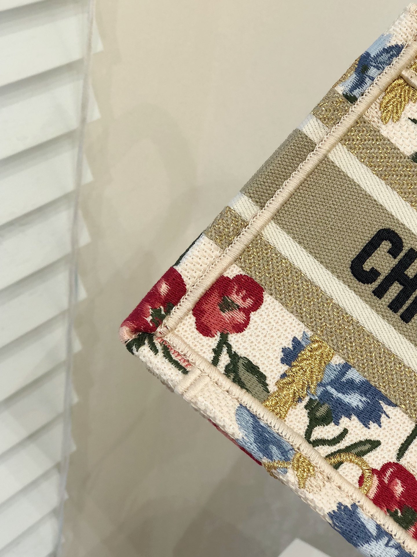 D*or mini book tote-23*17*7cm