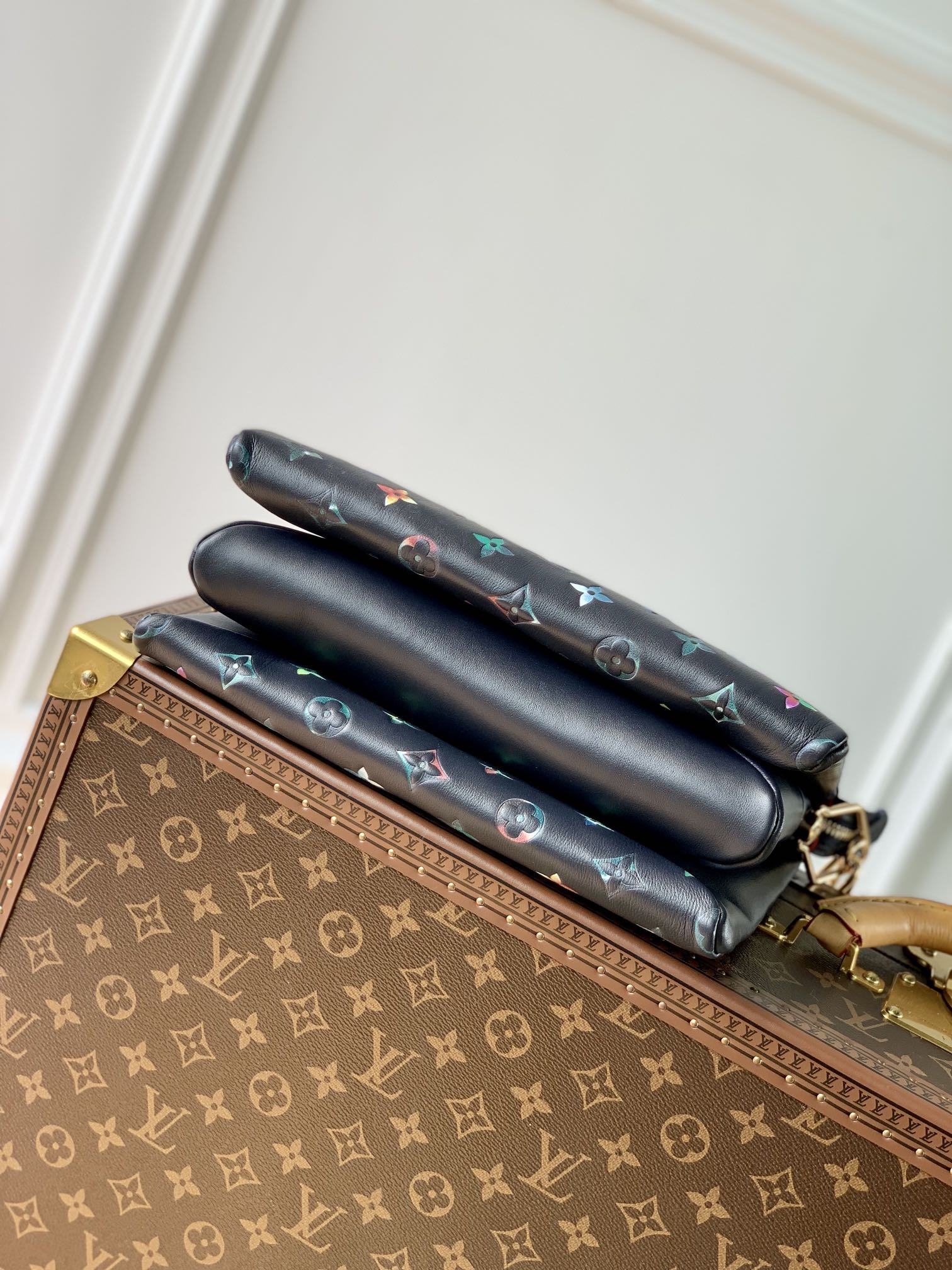 l0*is V*t0n coussin bb bag-21*16*7 cm