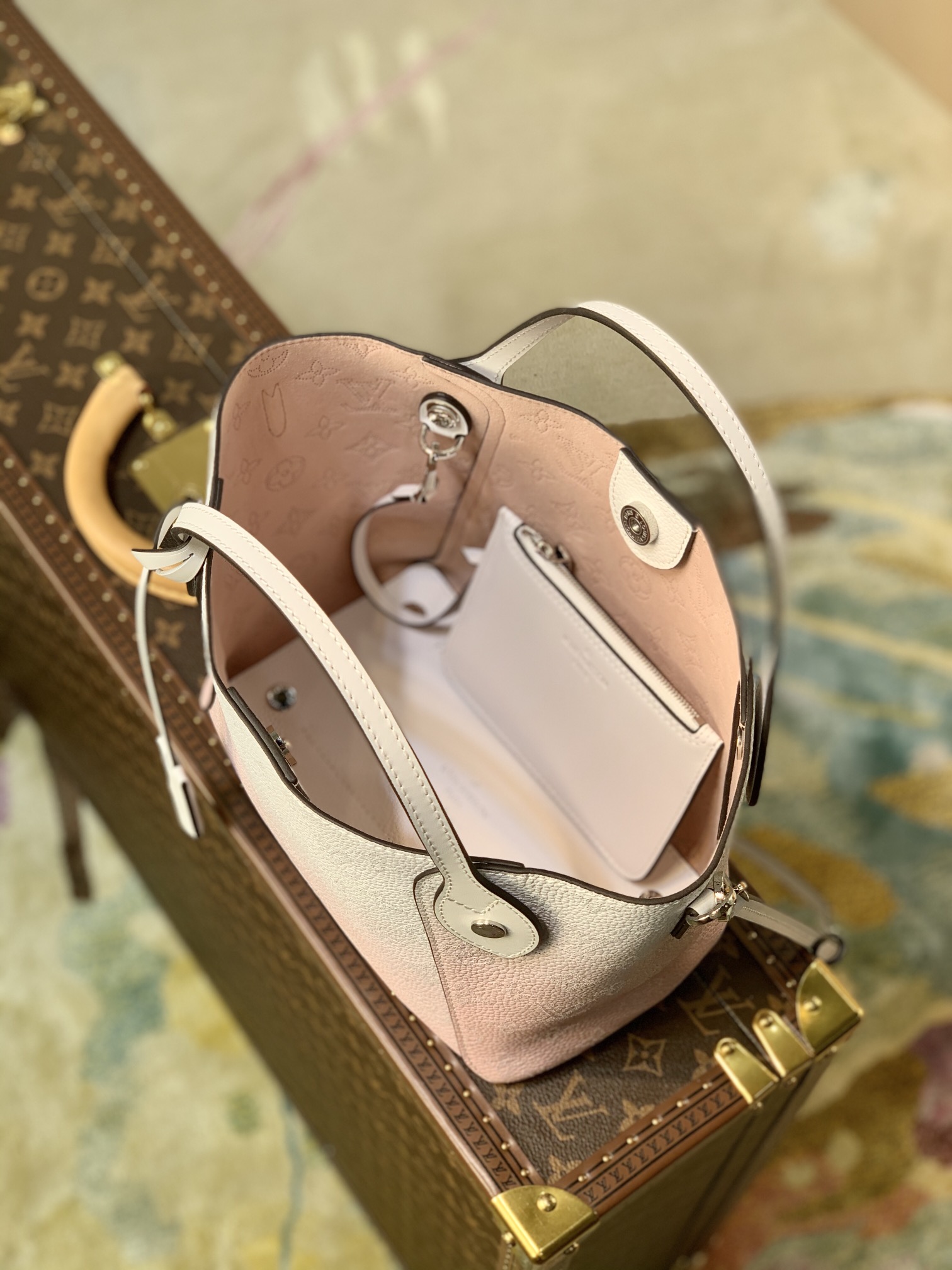 l0*is V*t0n hina handbags-34*19*13cm