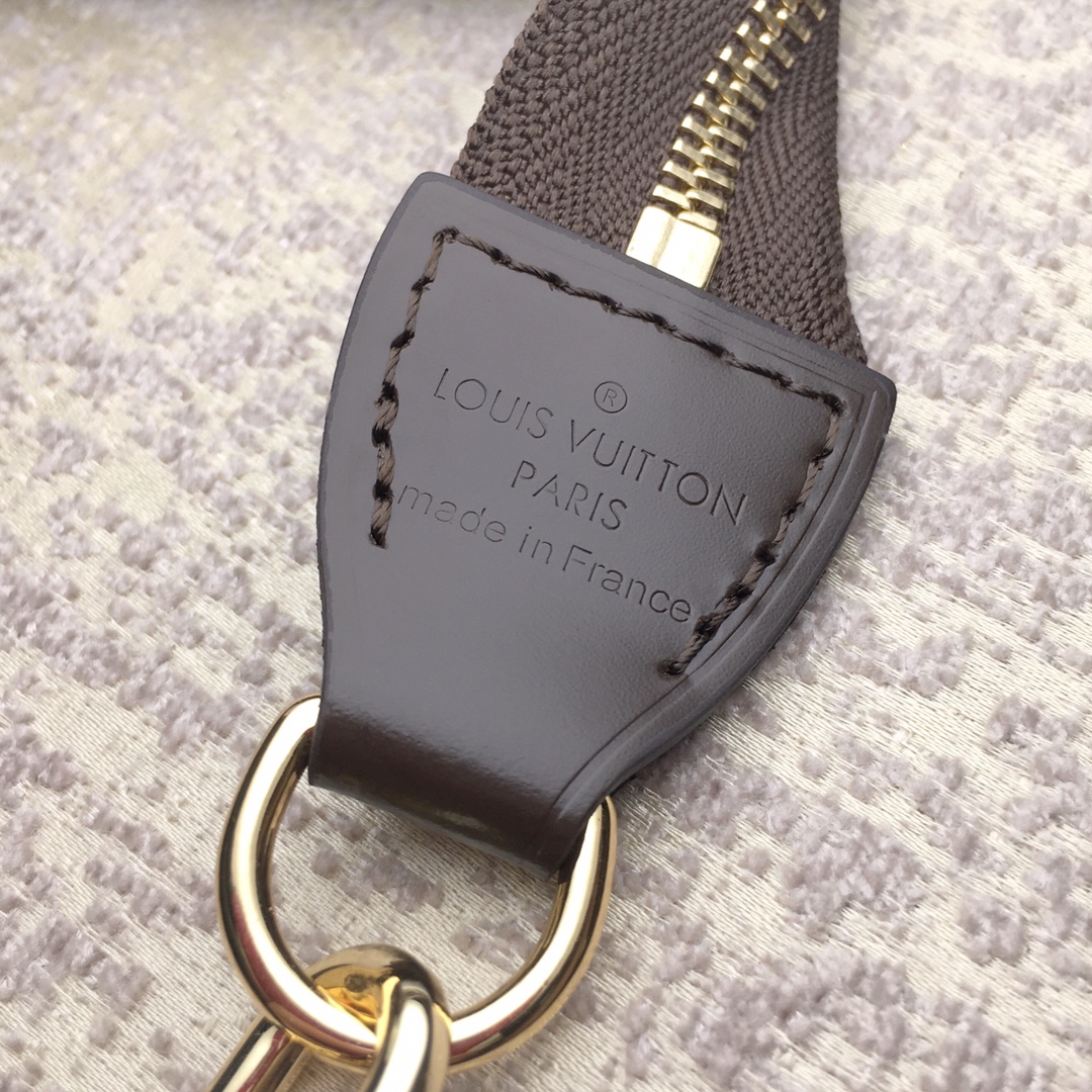 l0*is V*t0n pochette accessoires-24x14x4cm