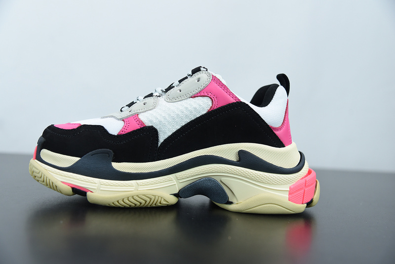 Ba*len*cia*ga triple s