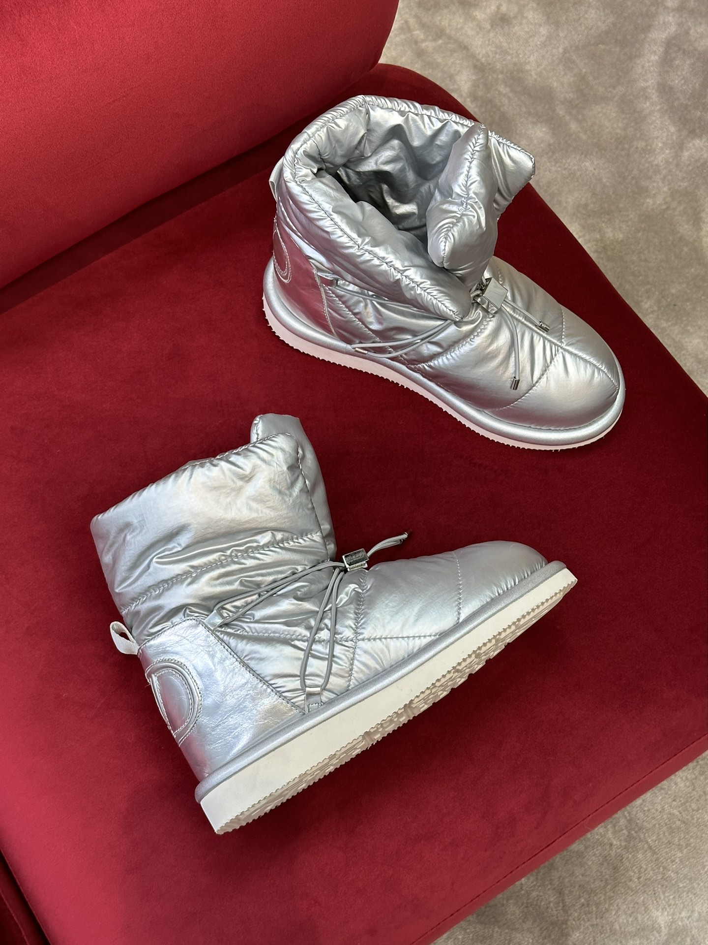 Va1e*ntin0 boots(eu35-42)