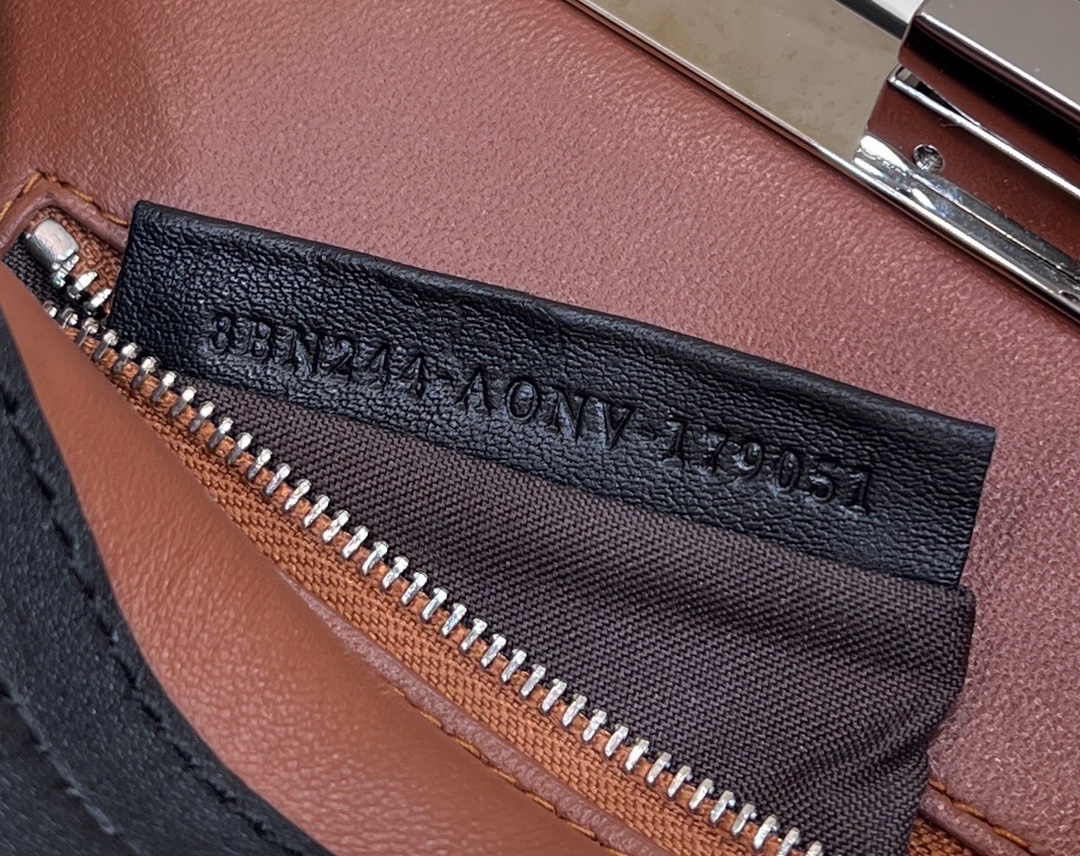 F**di peekabootote-24cm