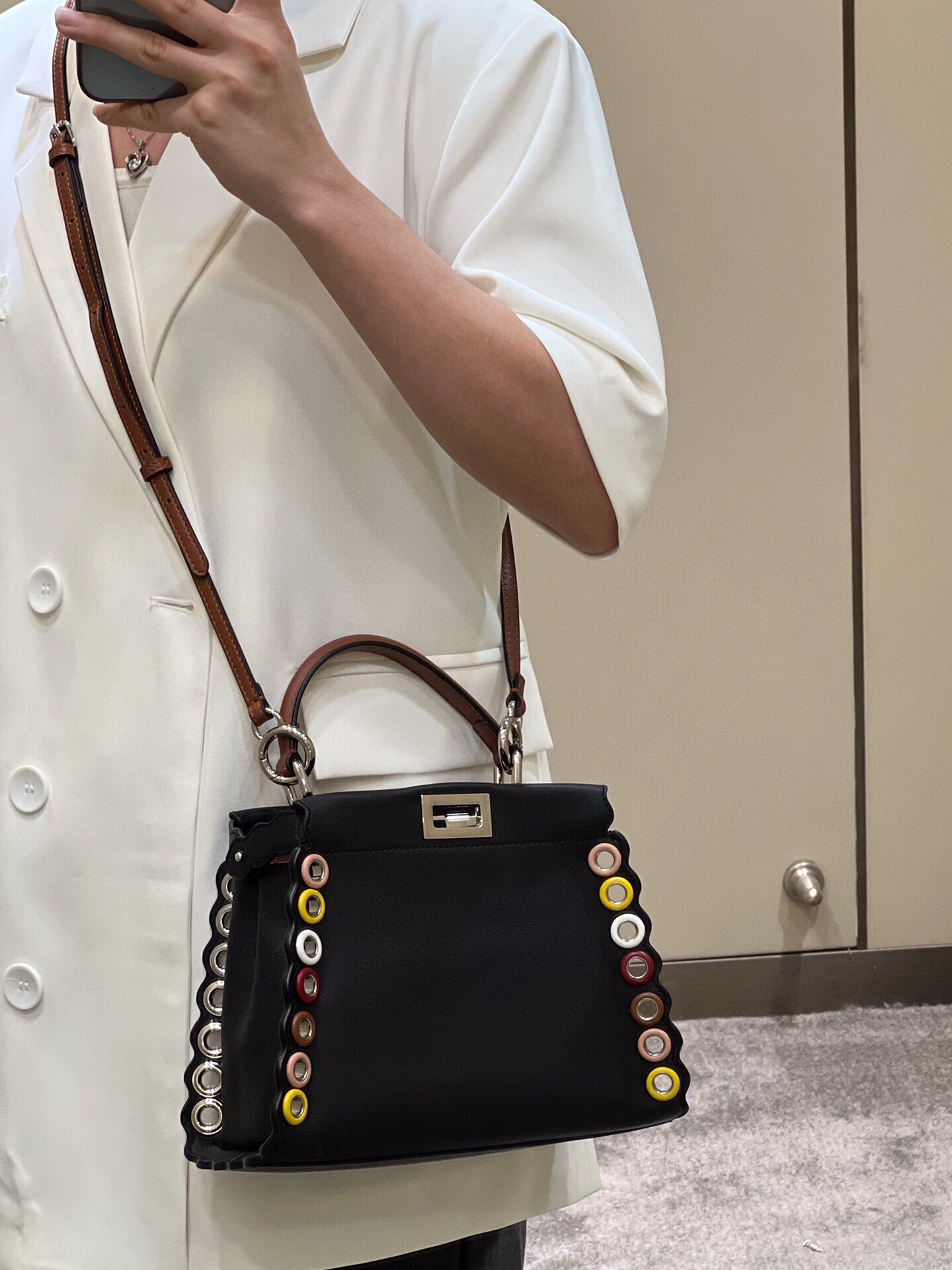 F**di peekabootote-24cm