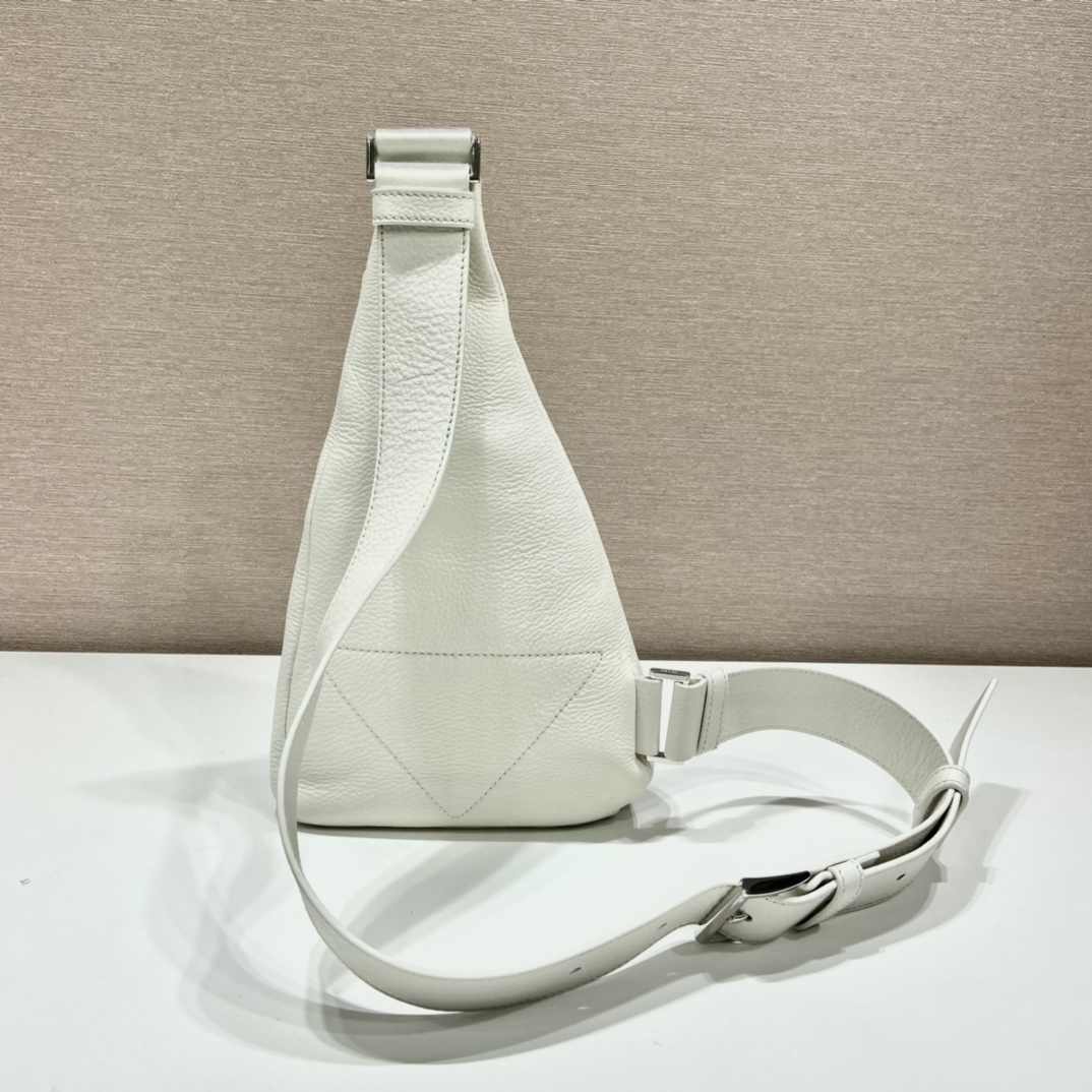 Pra*a 2vz098 handbags-17*32*6.5cm