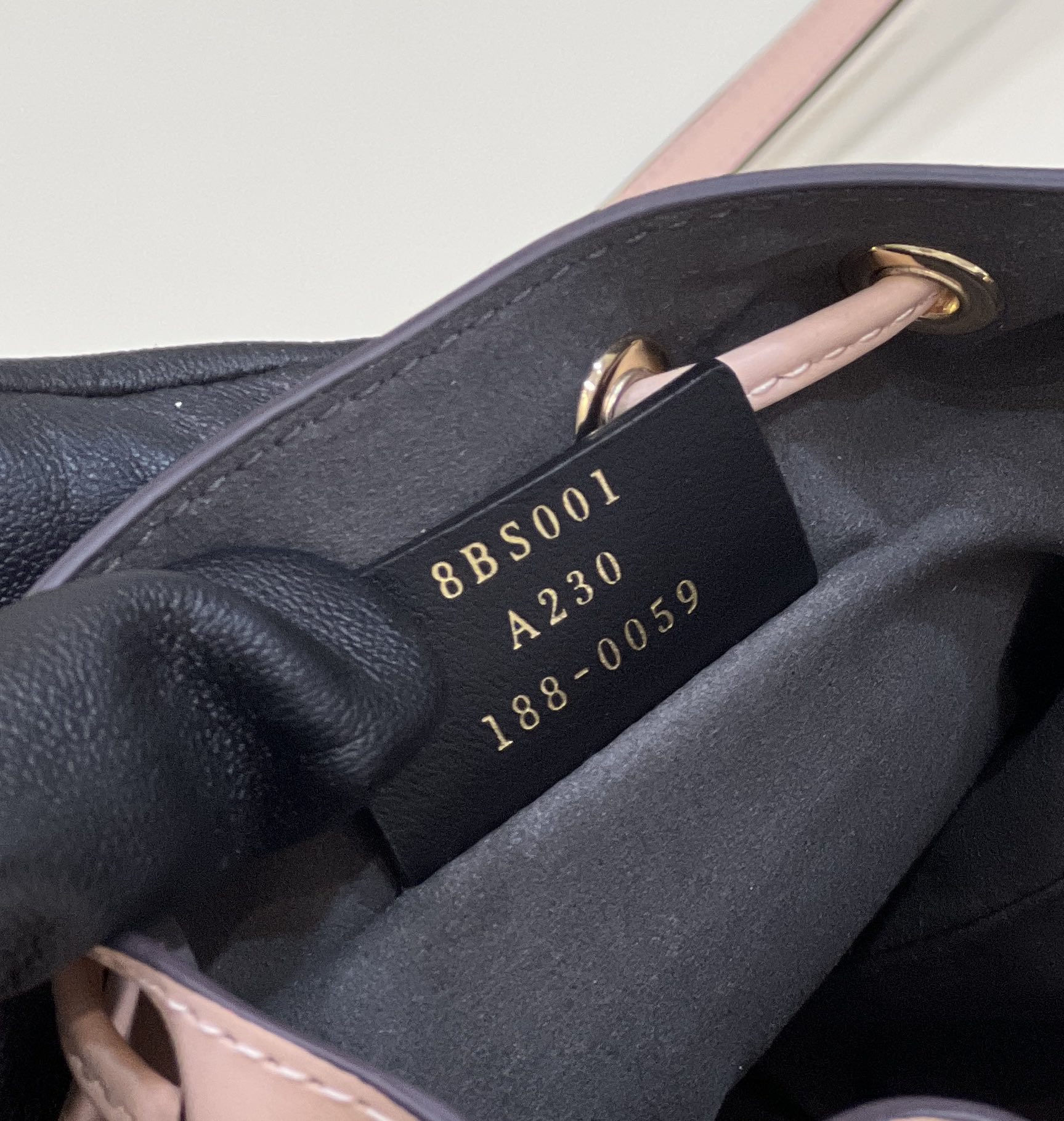 F**di mini mon tresor bag -12x18x10cm